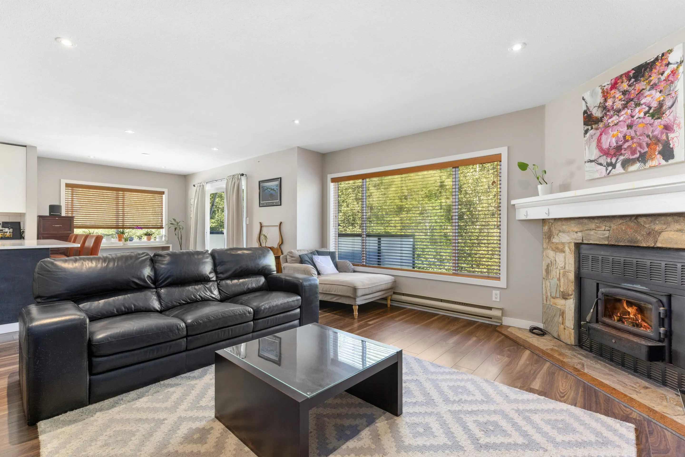7467 Prospect Street #6