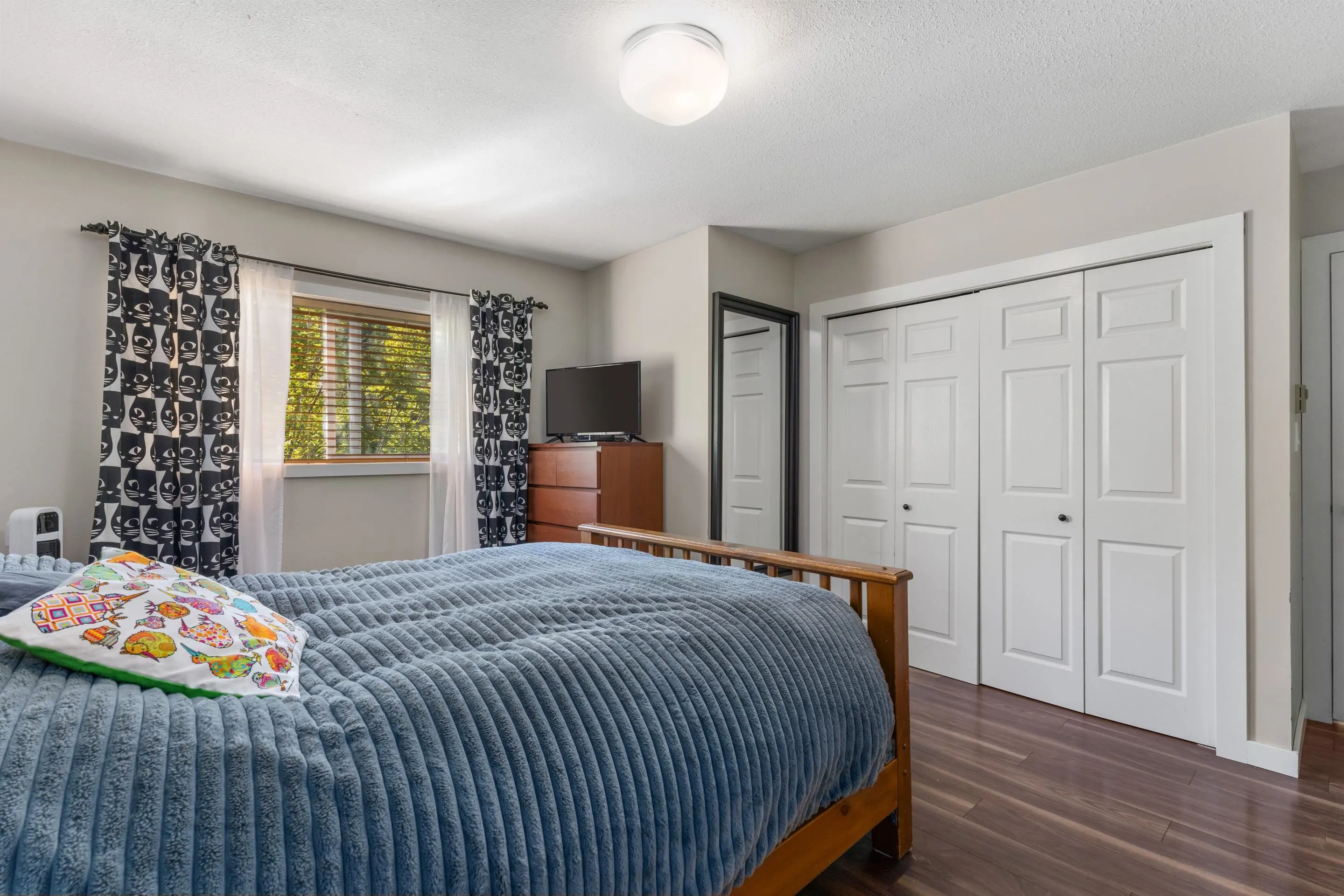 7467 Prospect Street #6