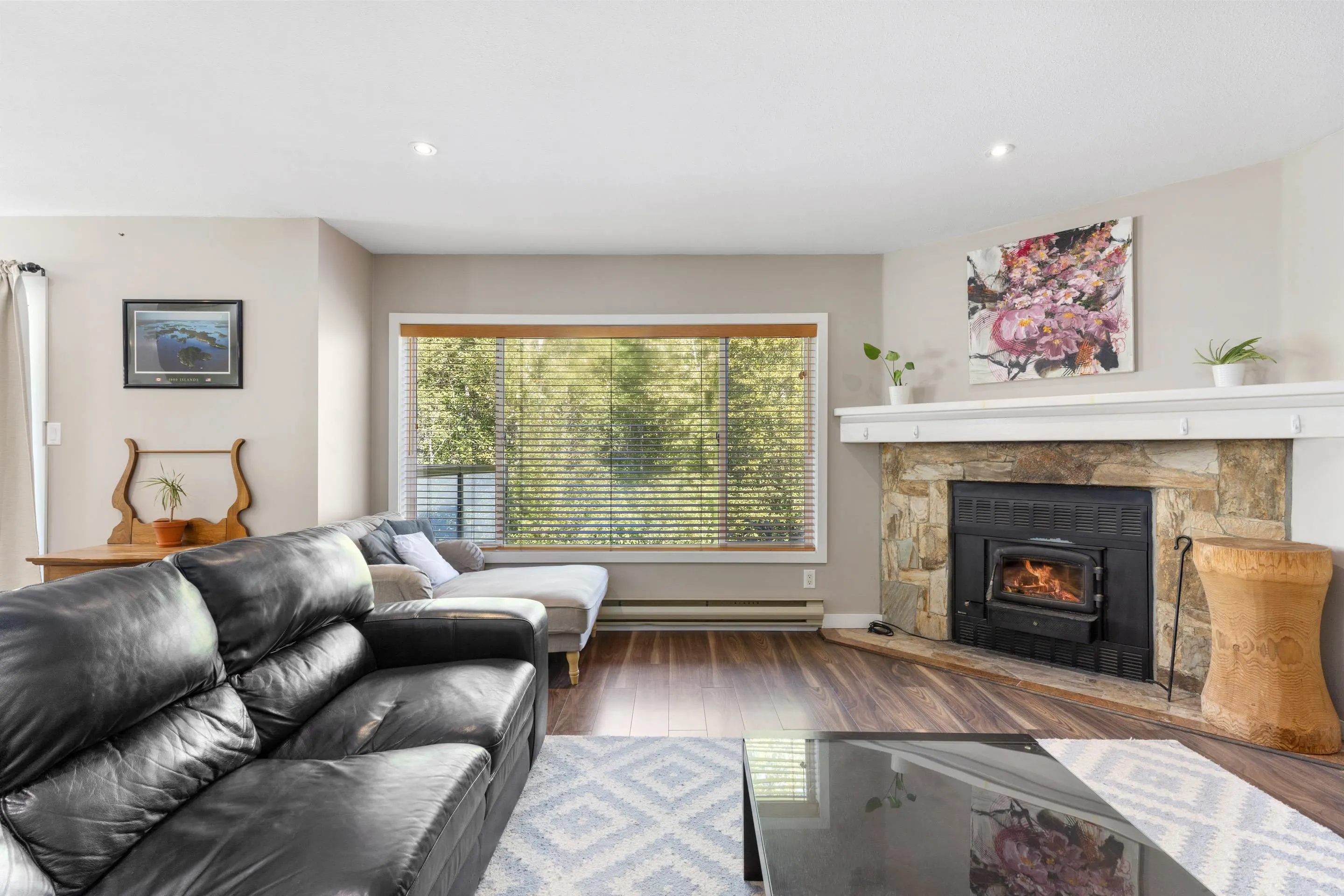 7467 Prospect Street #6
