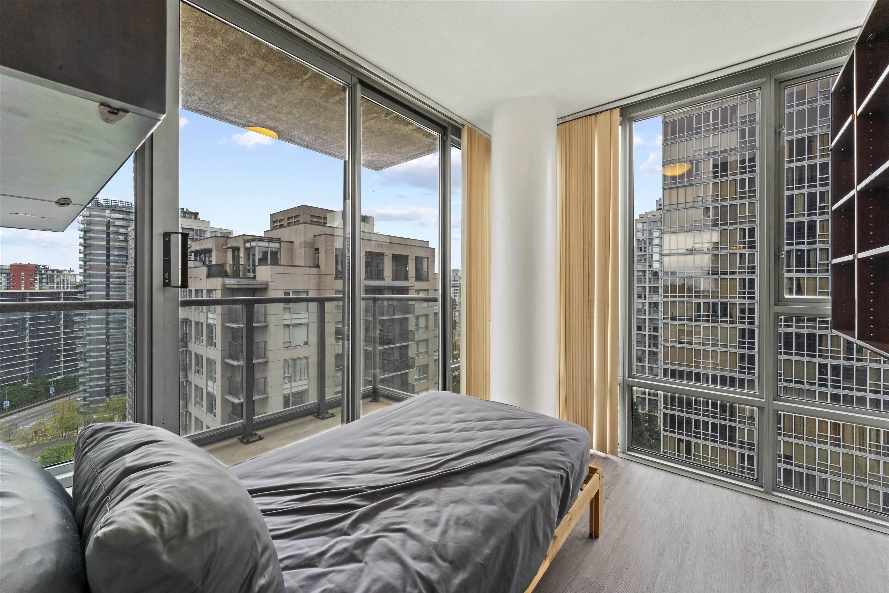 930 Cambie Street #2102
