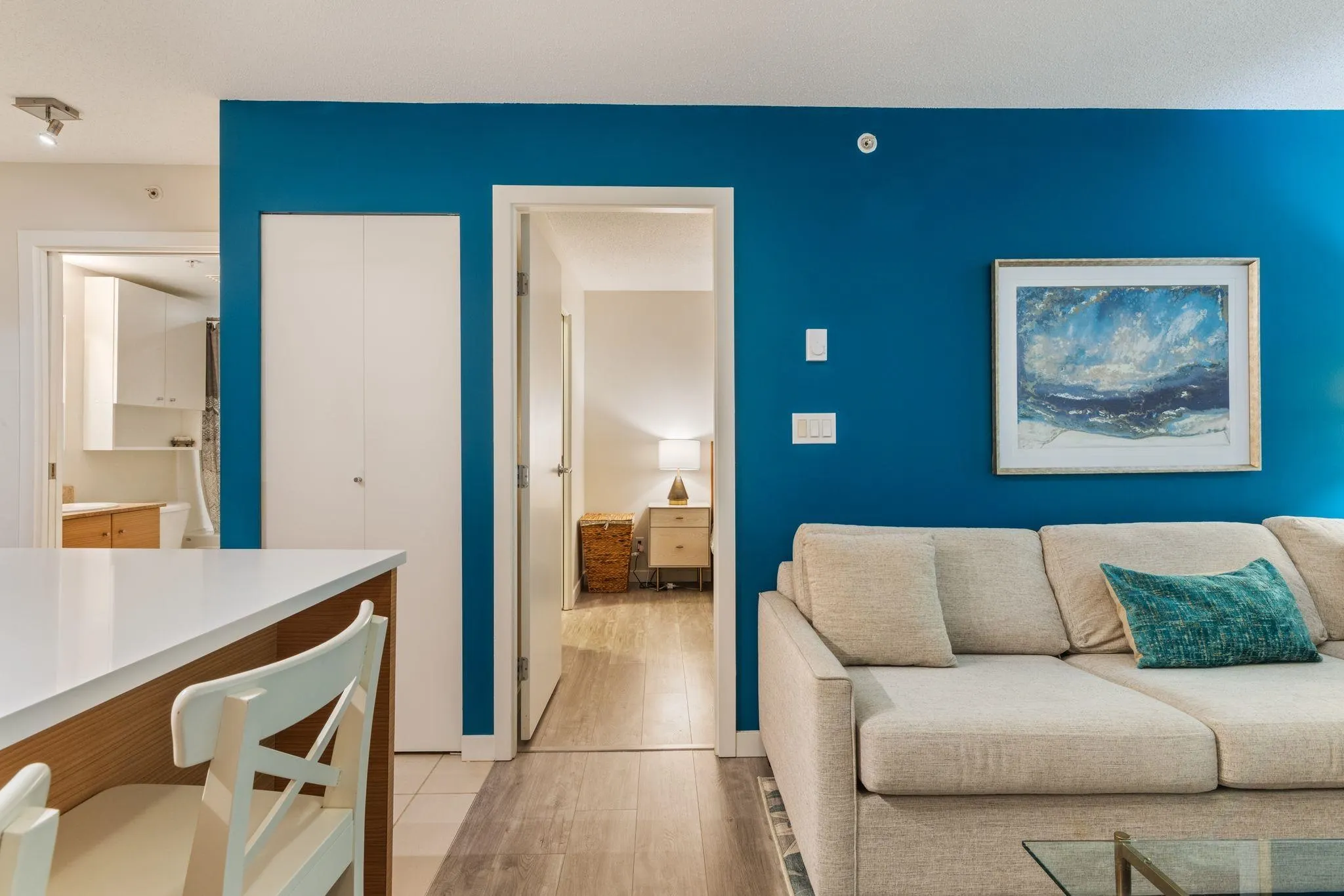 977 Mainland Street #306