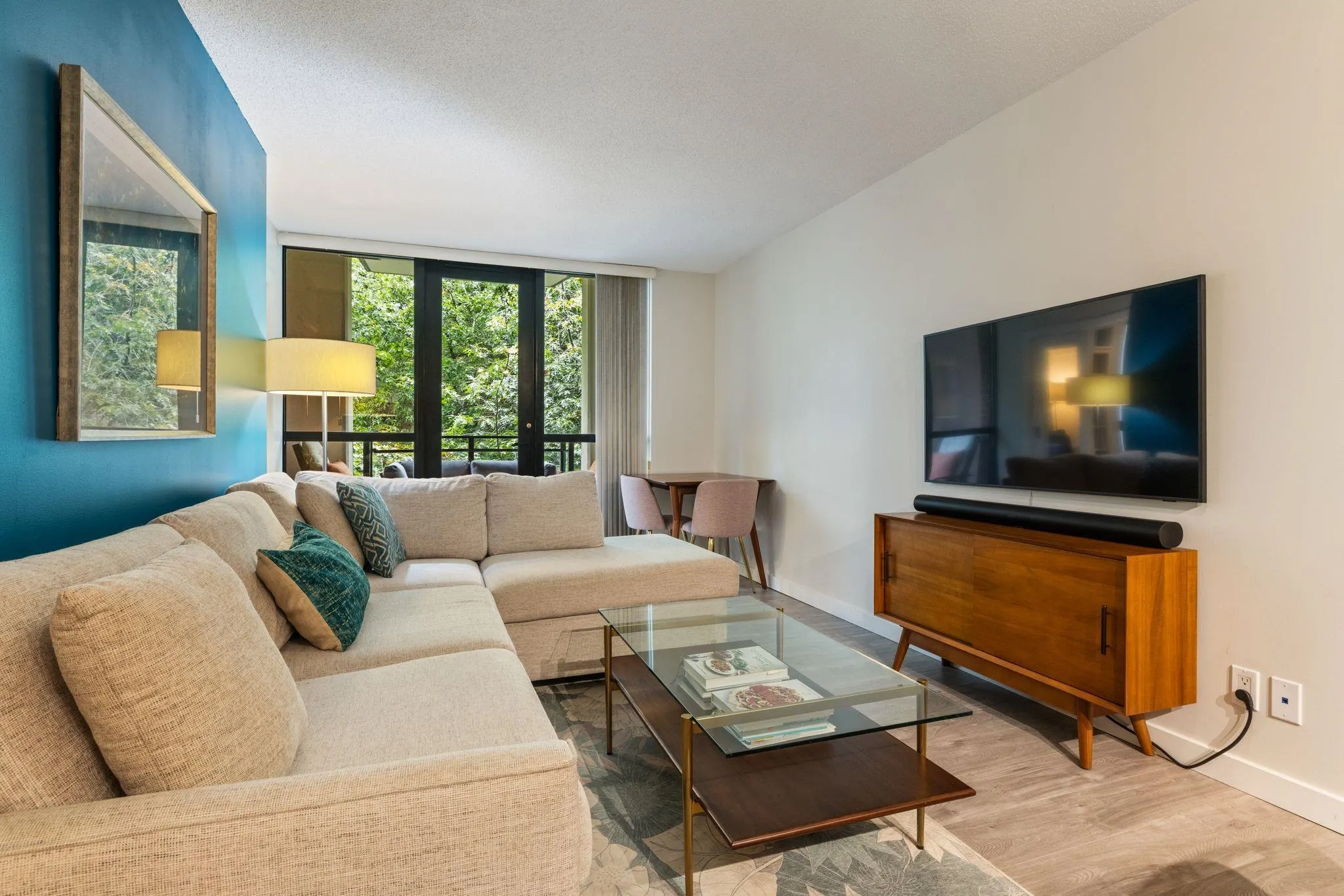 977 Mainland Street #306