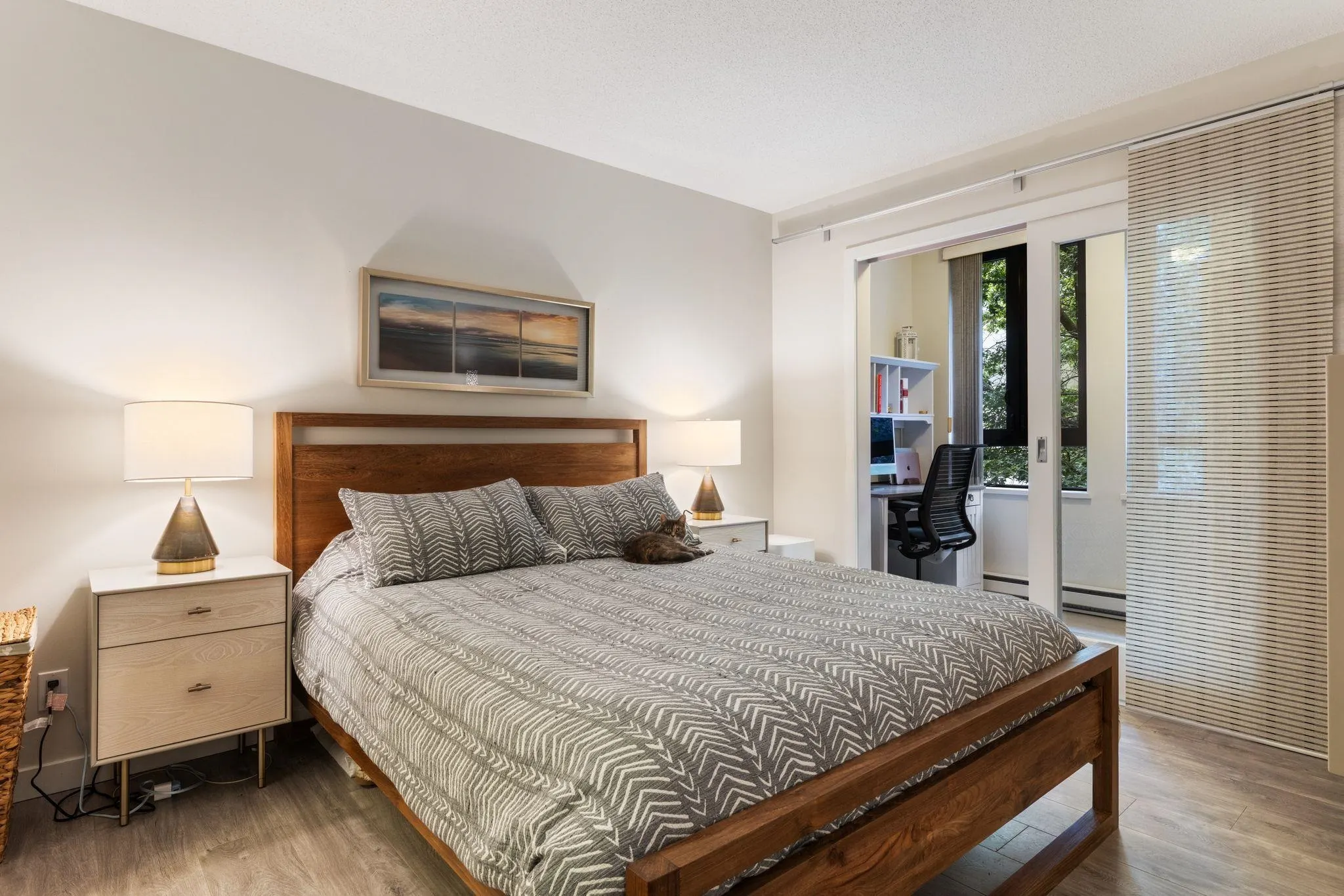 977 Mainland Street #306