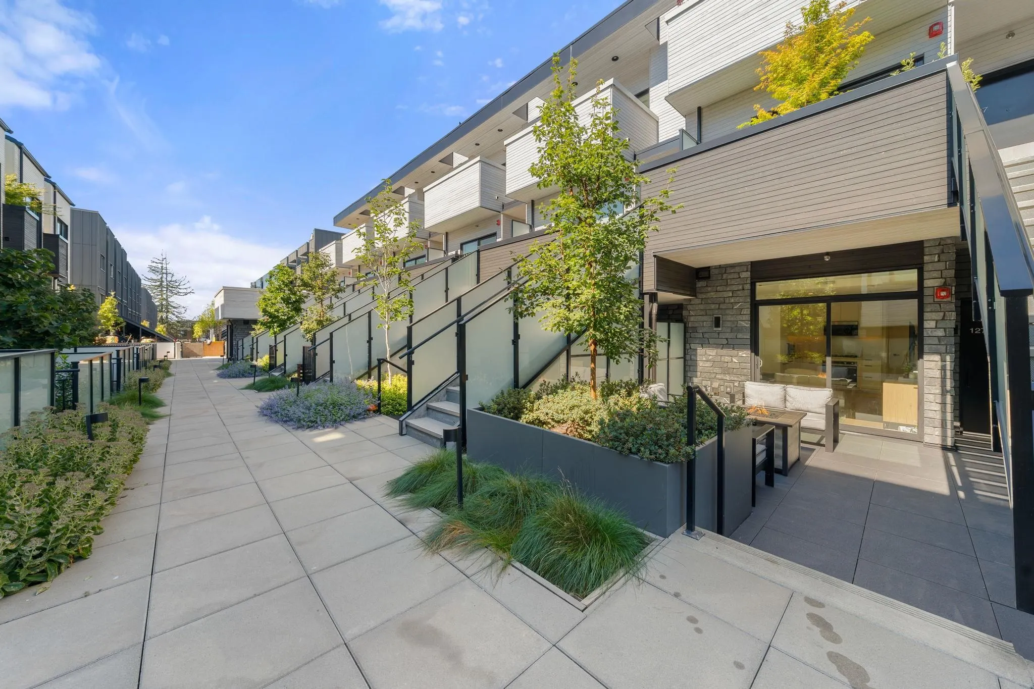 650 E 2nd Street #127