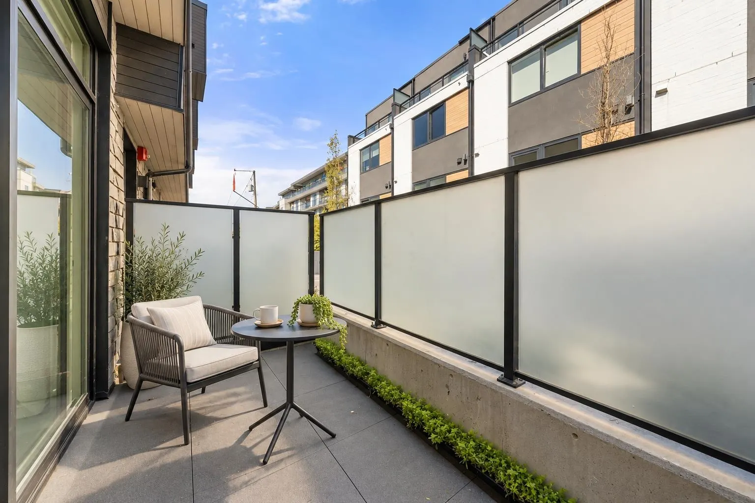 650 E 2nd Street #127
