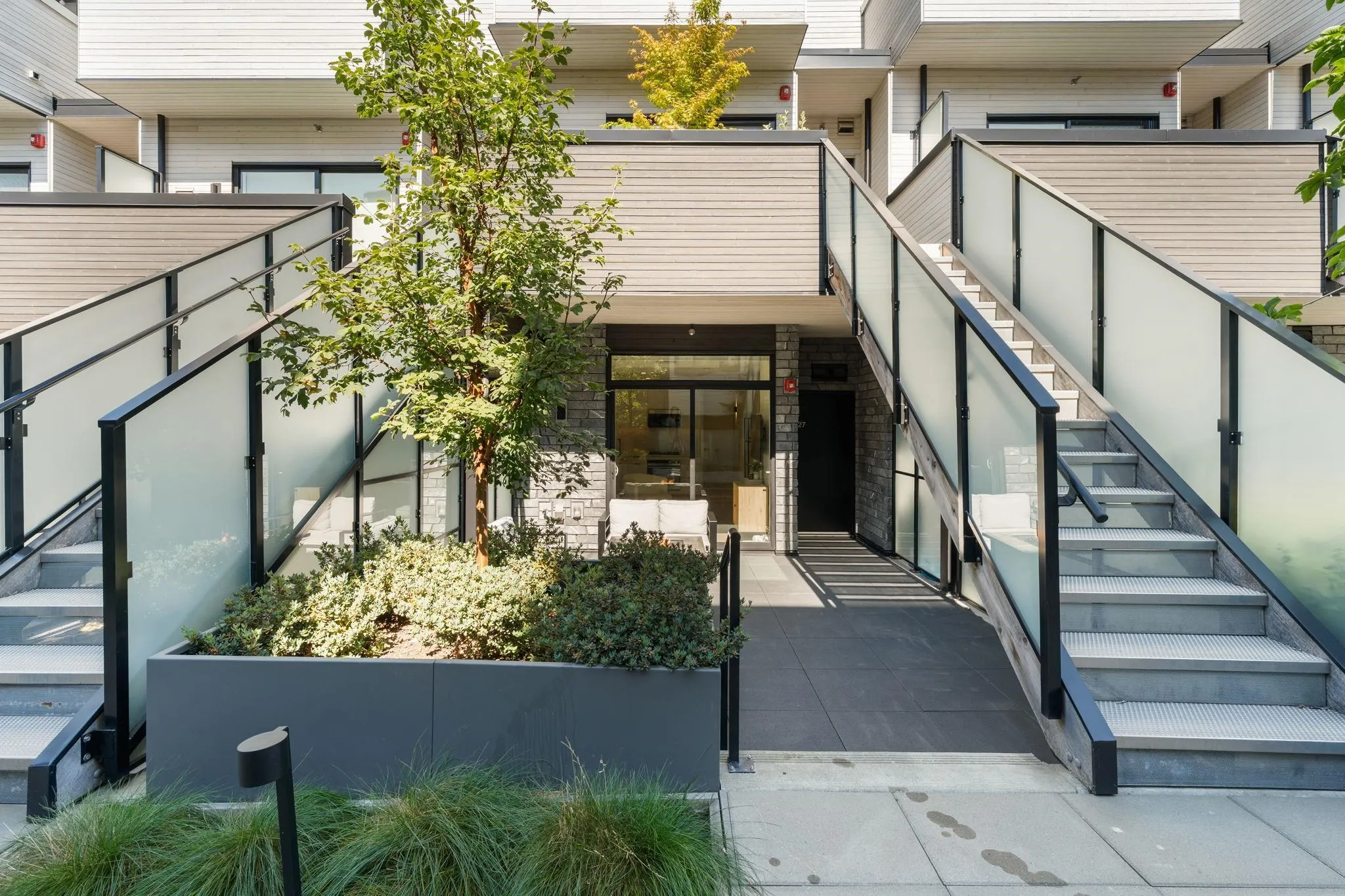 650 E 2nd Street #127