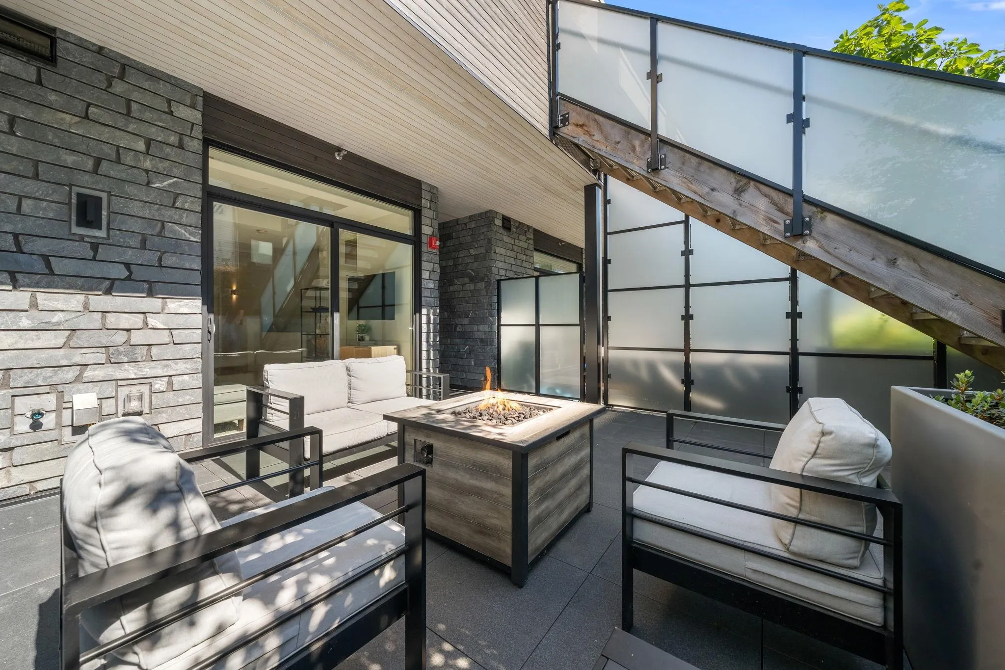 650 E 2nd Street #127