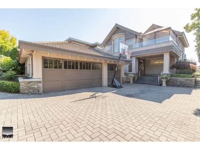 4460 Ross Crescent