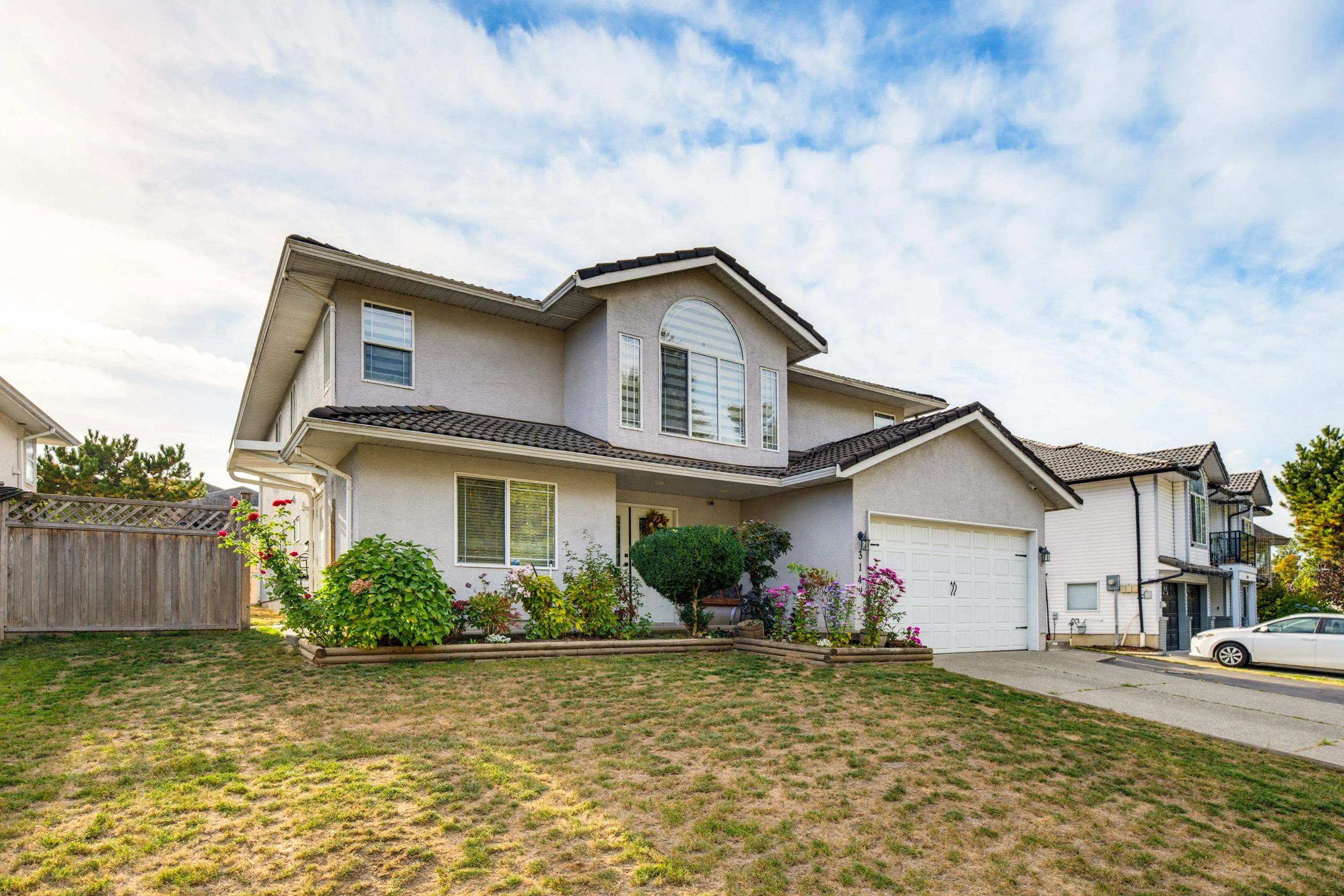 3149 Goldfinch Street