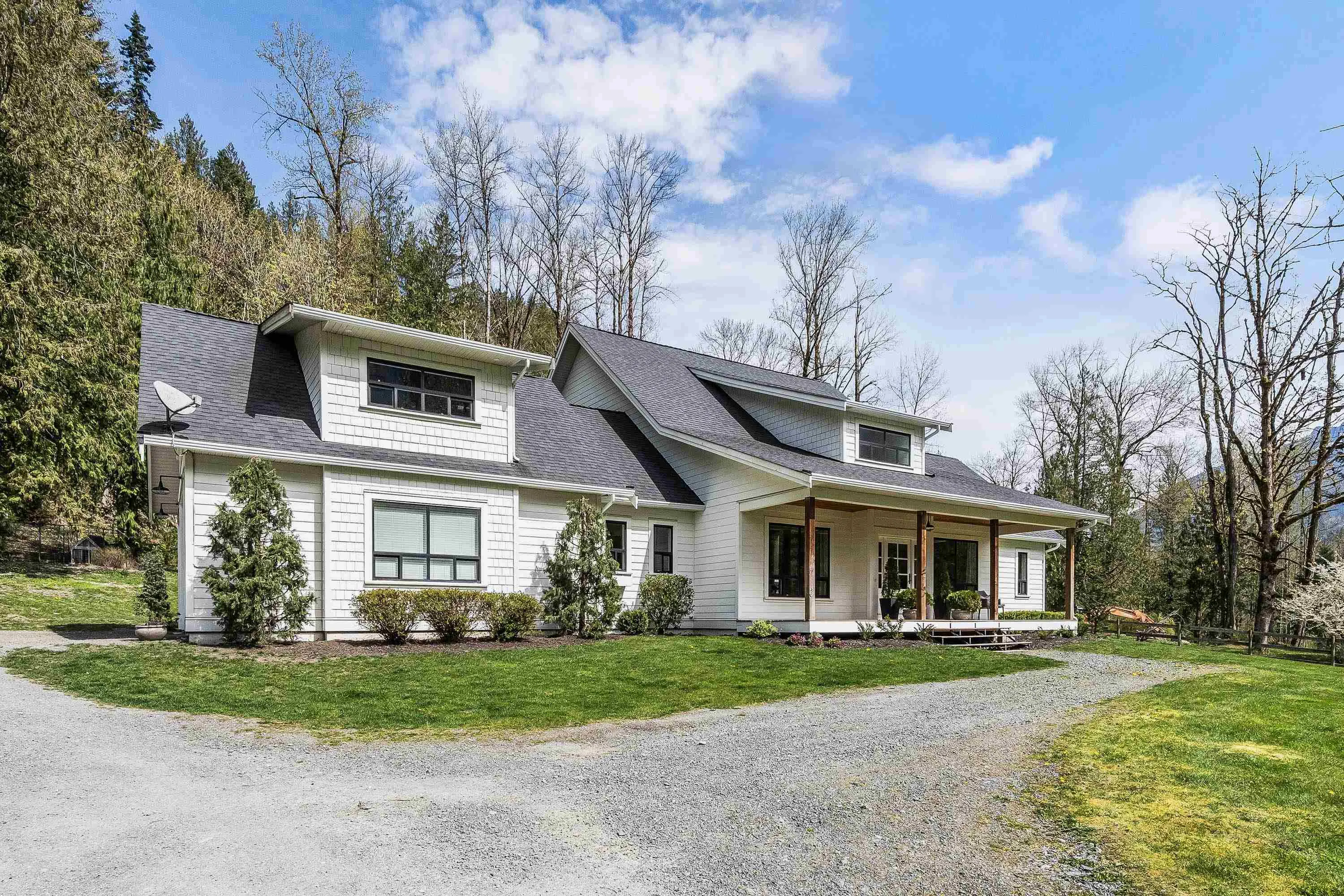 49439 Chilliwack Lake Road