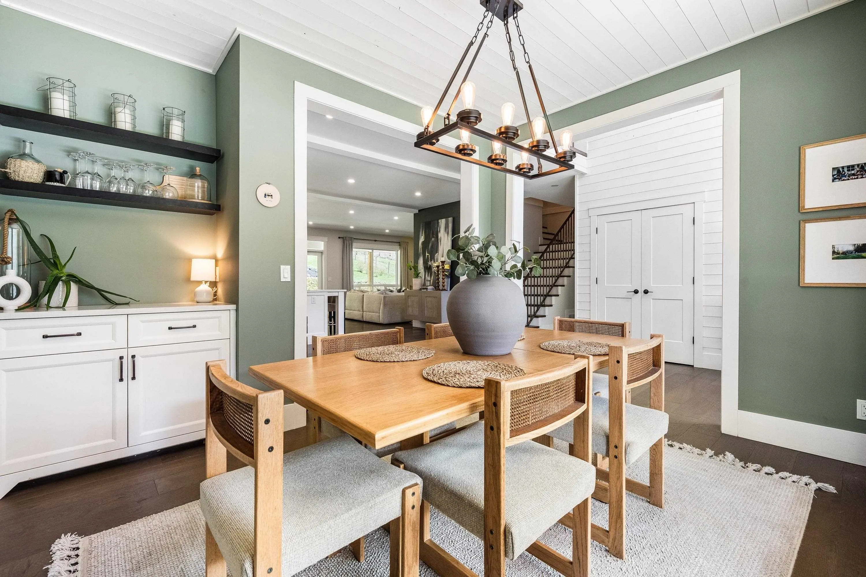 49439 Chilliwack Lake Road