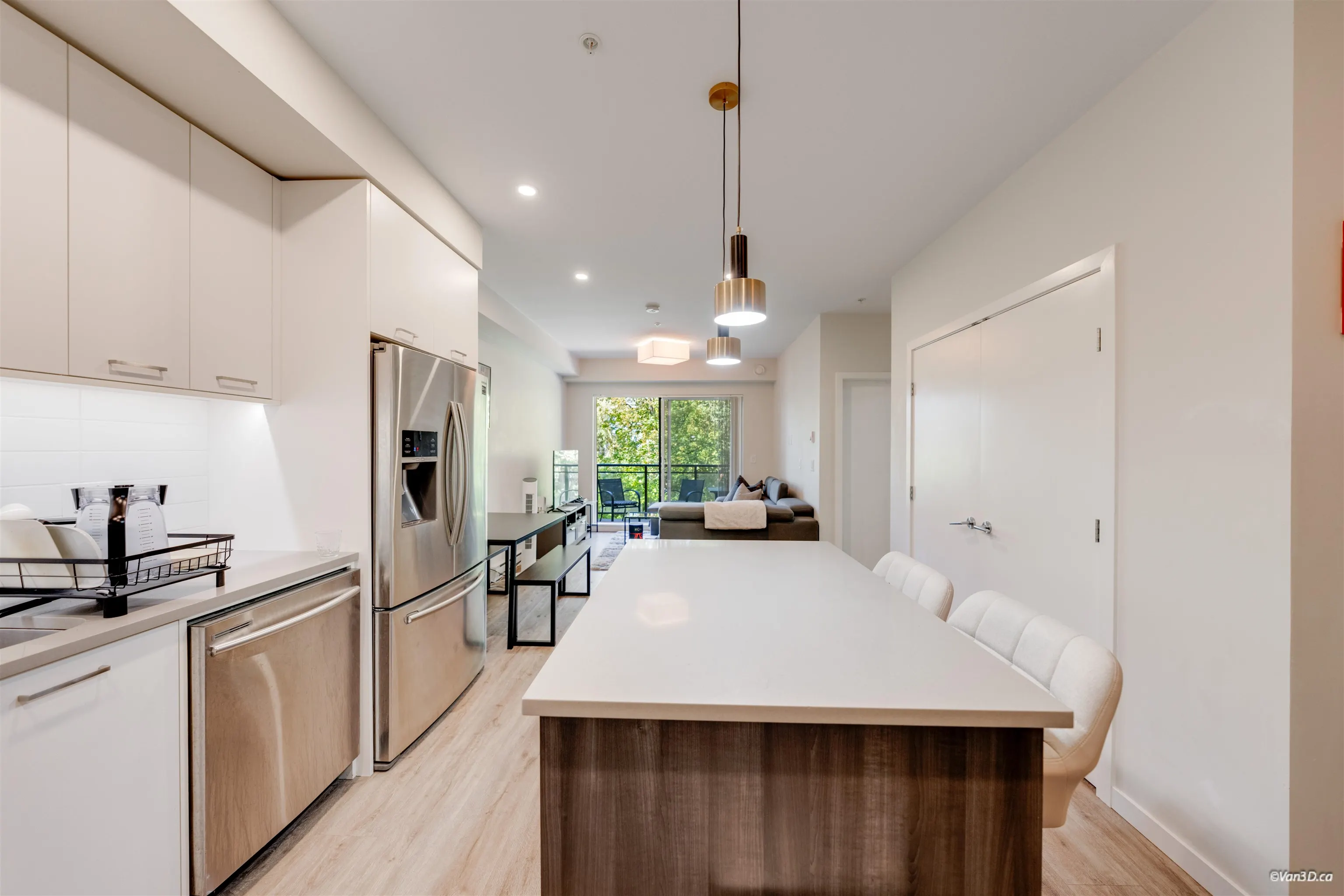 20087 68 Avenue #A207
