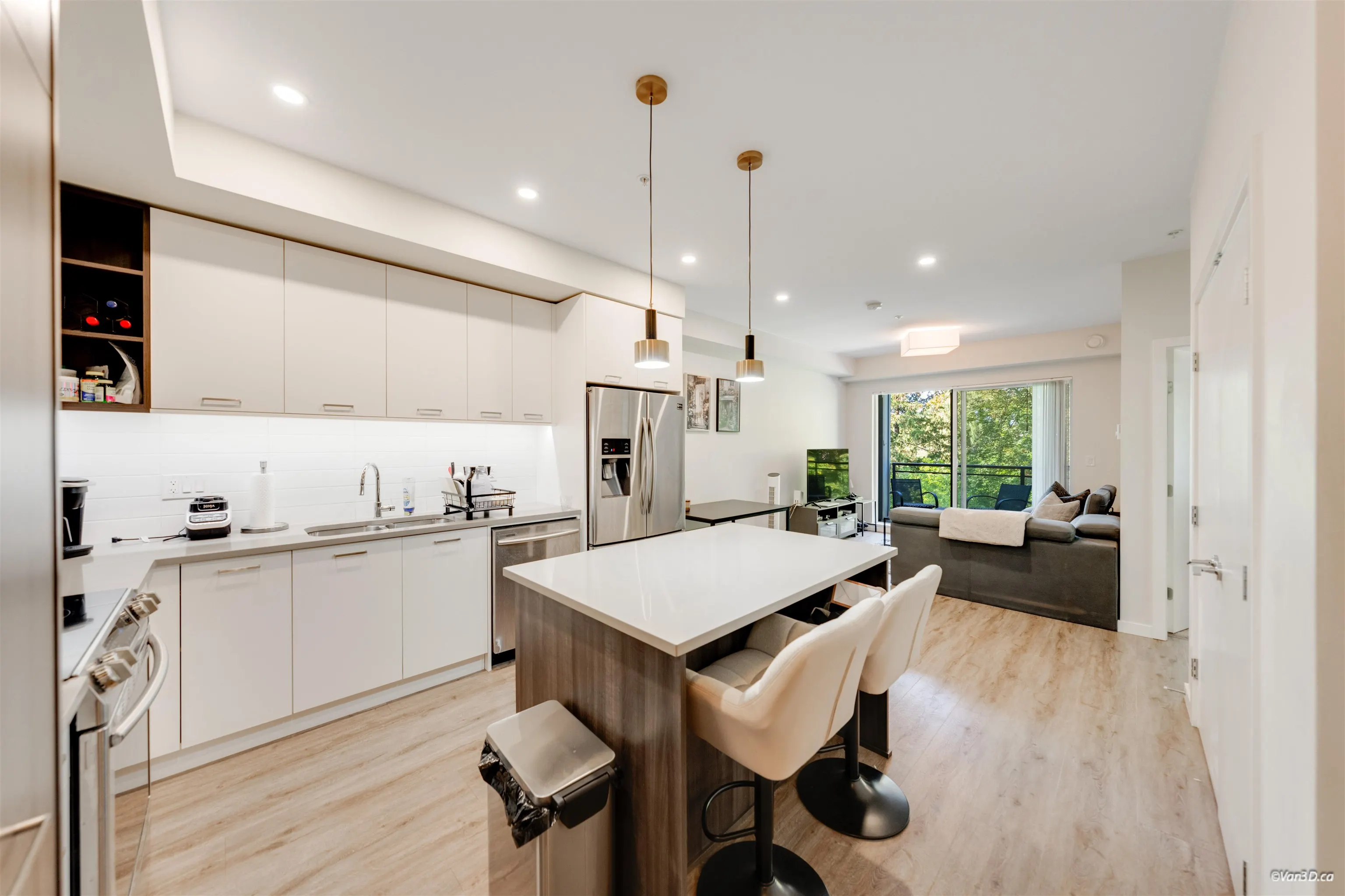 20087 68 Avenue #A207