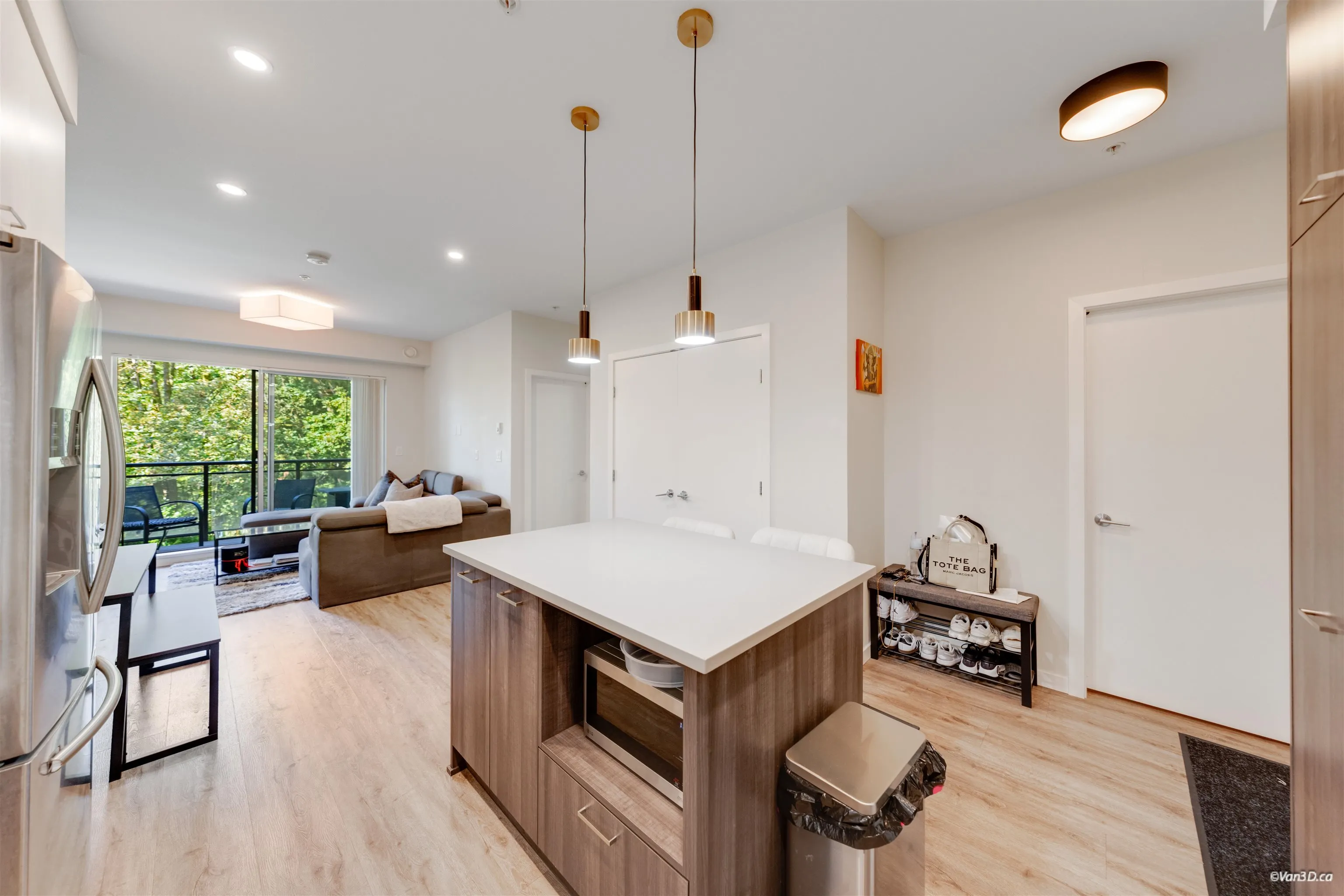 20087 68 Avenue #A207