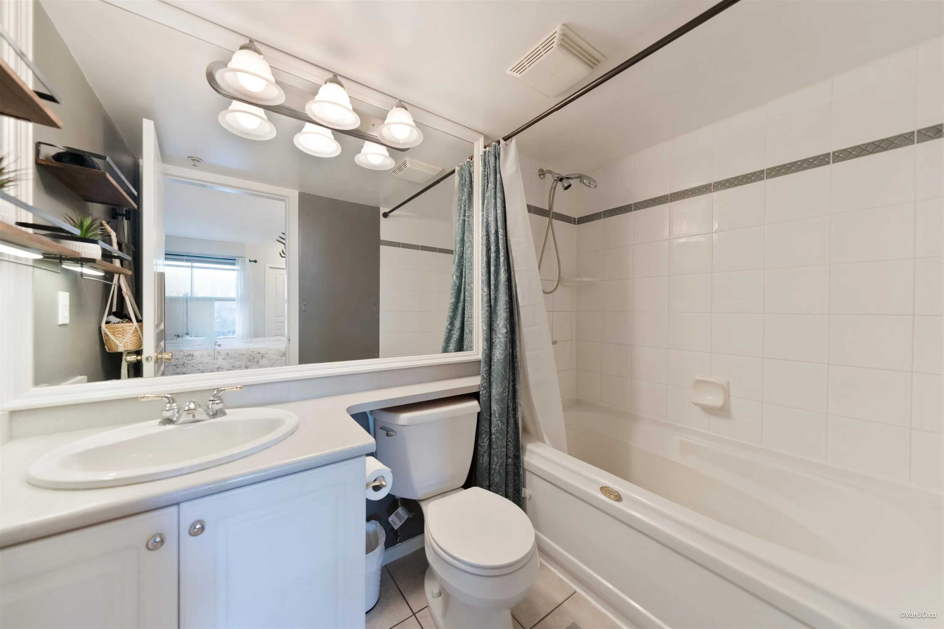 215 Twelfth Street #206