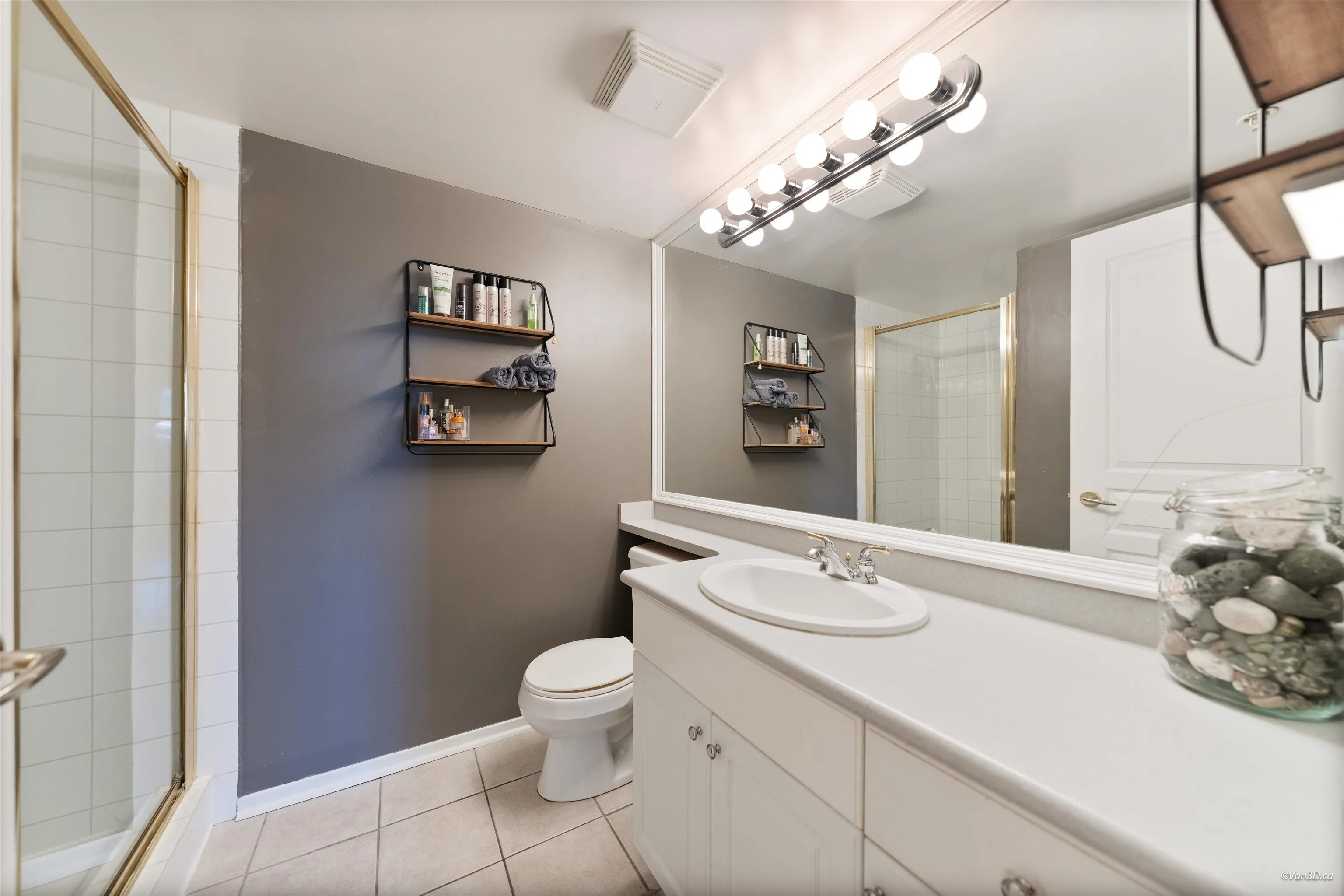 215 Twelfth Street #206