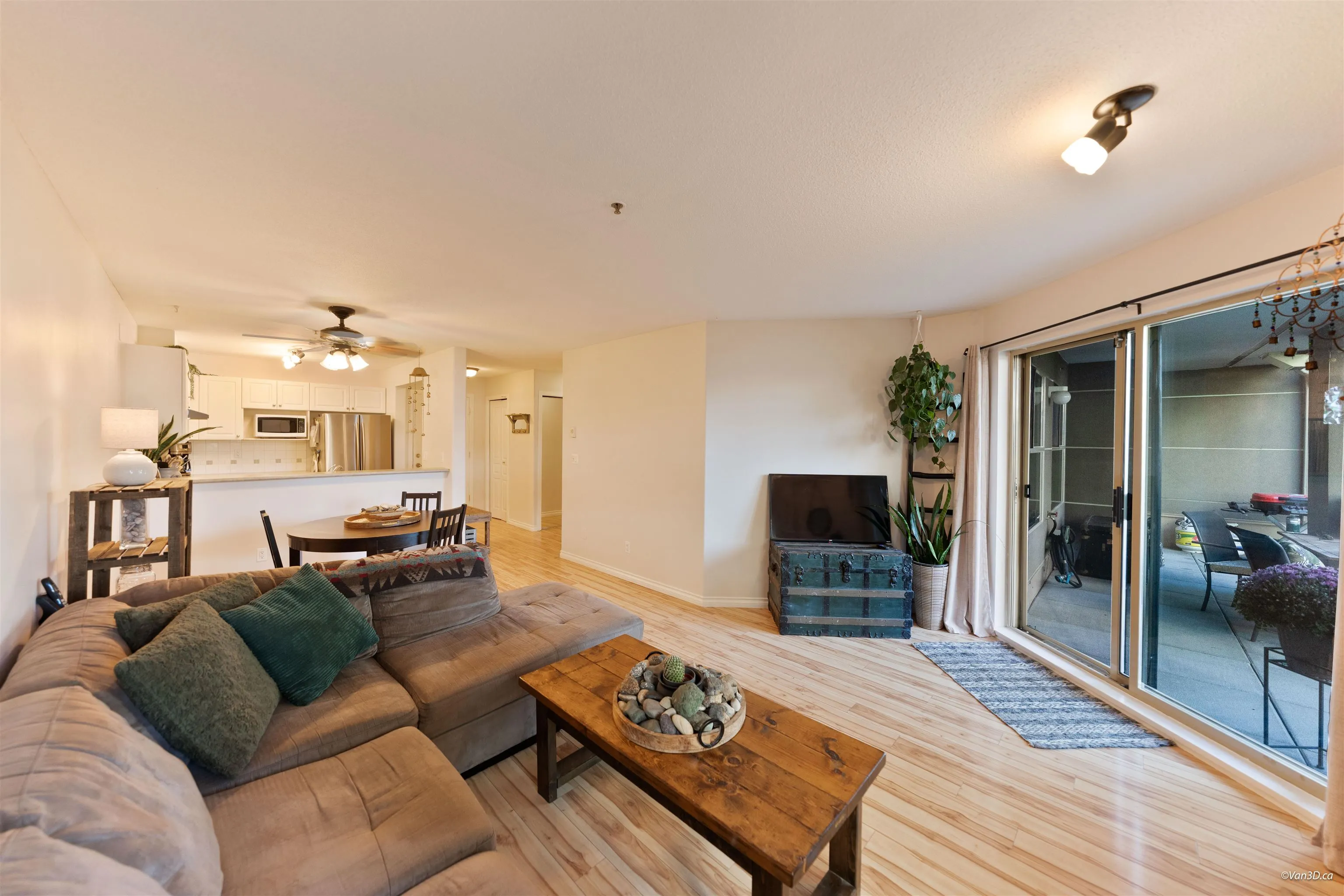 215 Twelfth Street #206