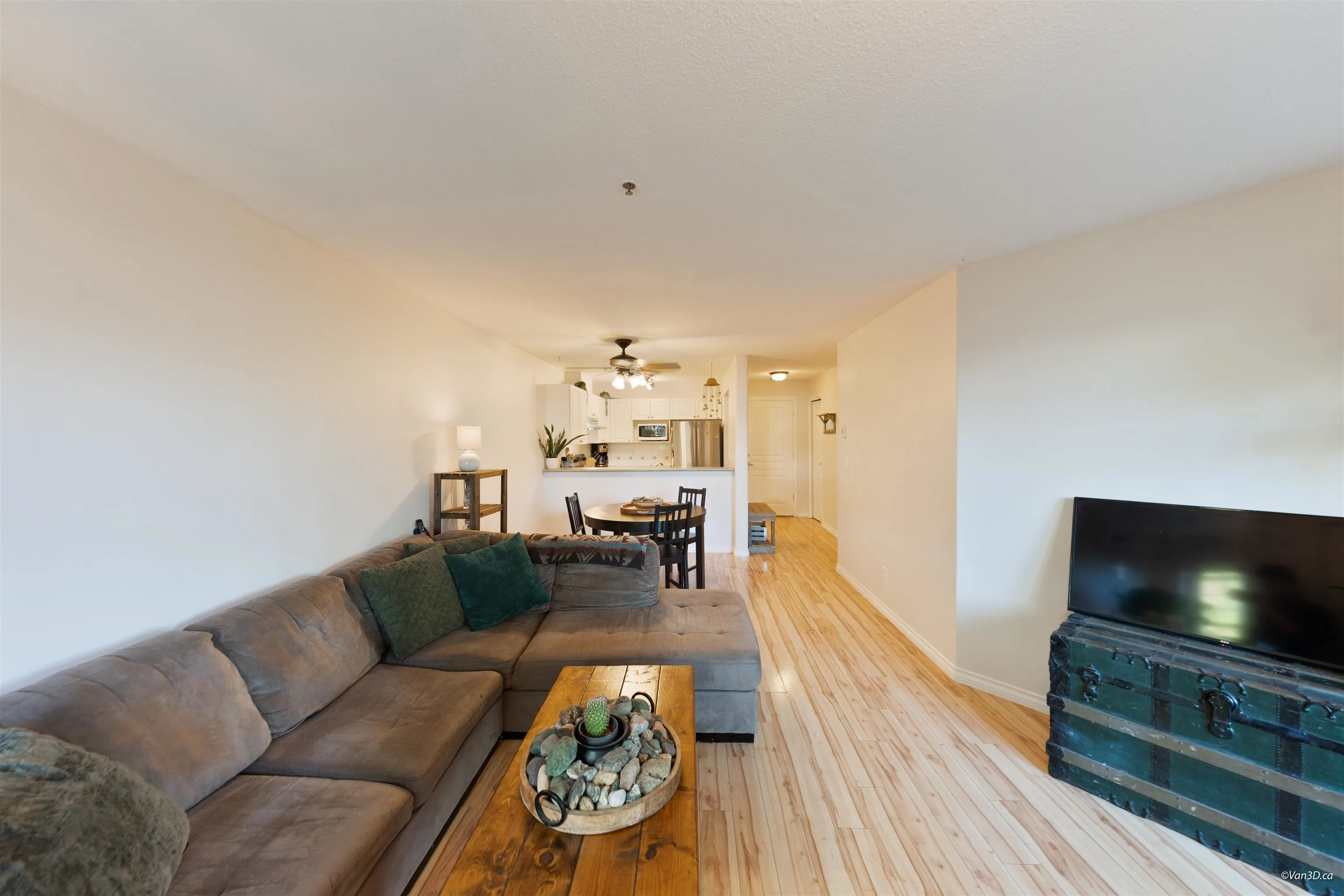 215 Twelfth Street #206