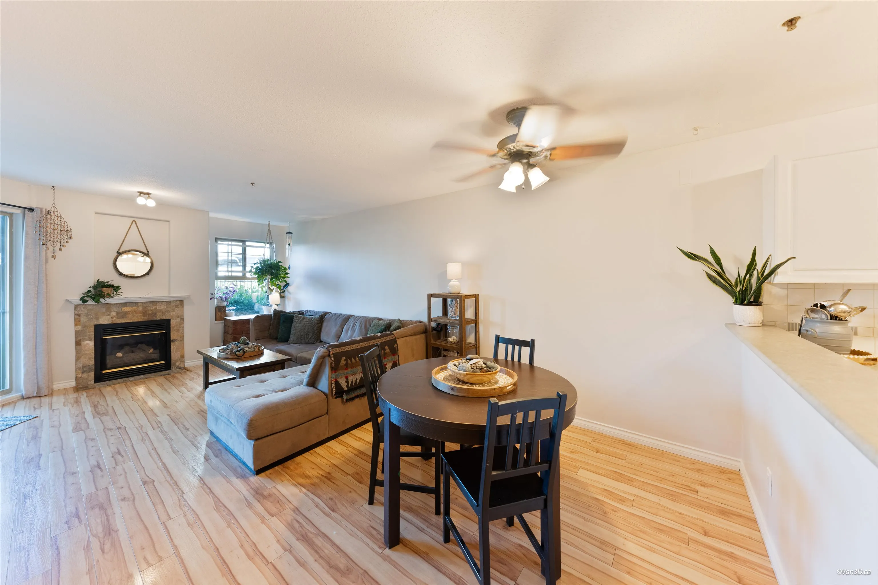 215 Twelfth Street #206