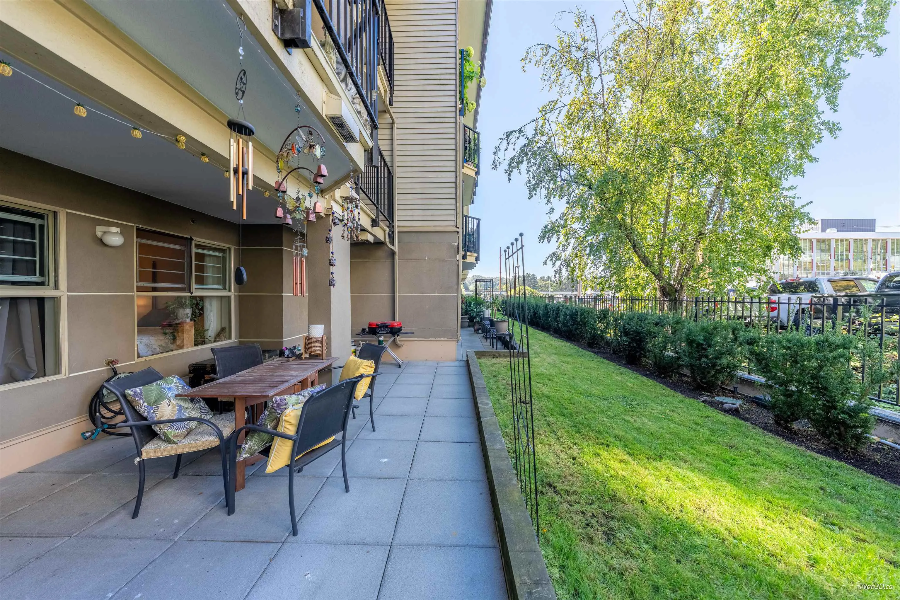 215 Twelfth Street #206
