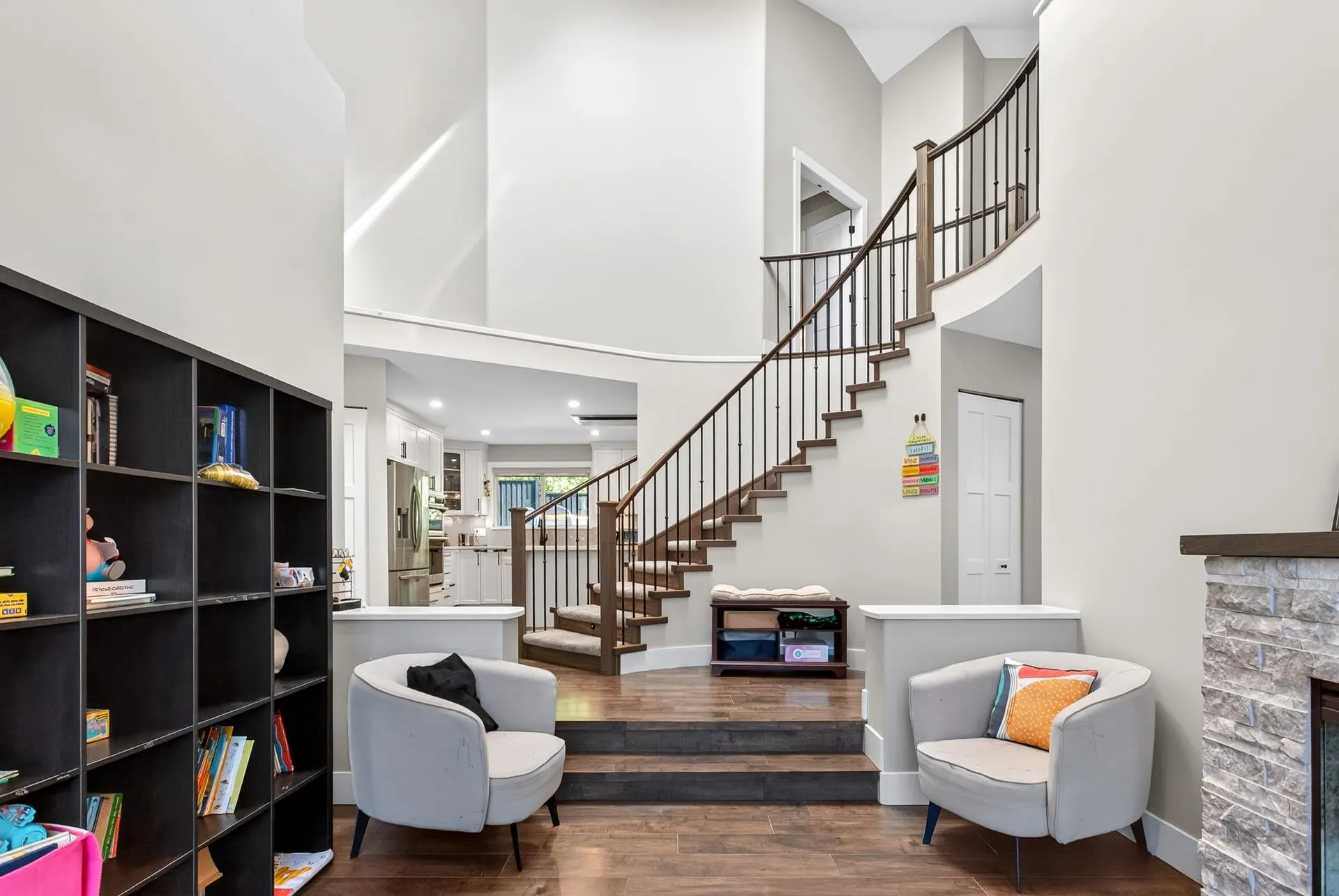 2909 Meadowvista Place