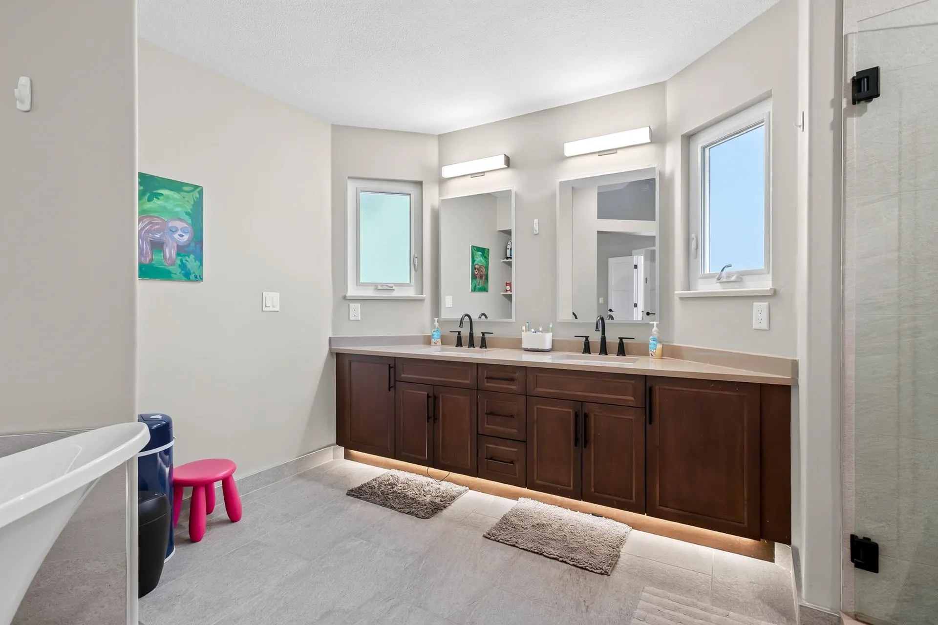 2909 Meadowvista Place