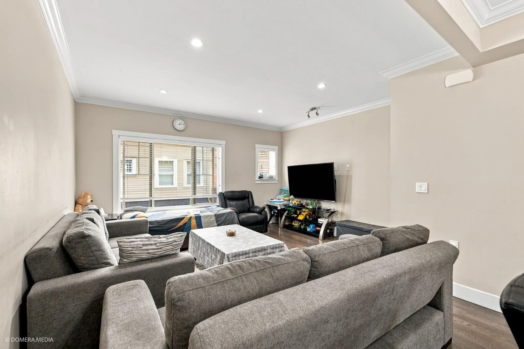 19097 64 Avenue #25