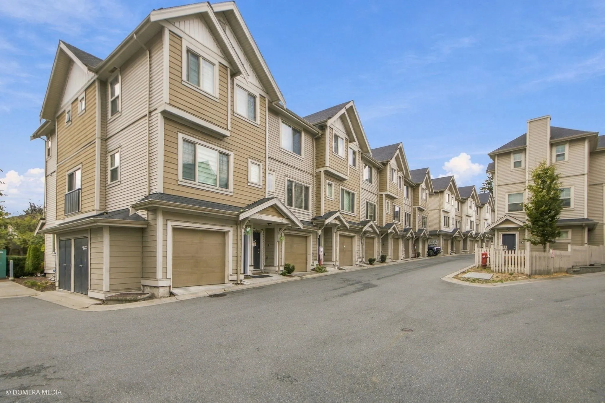 19097 64 Avenue #25