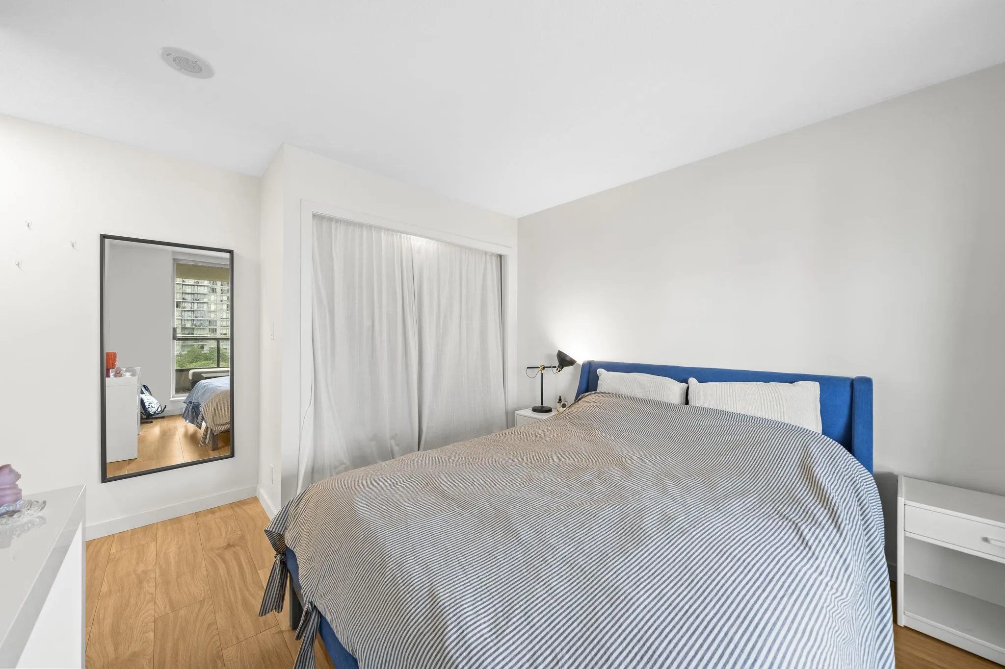 2088 Madison Avenue #1007