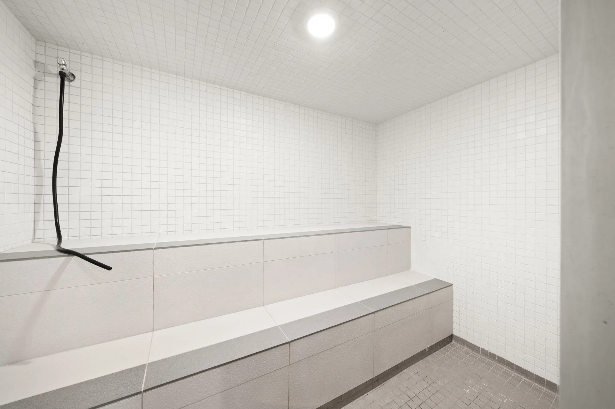 2088 Madison Avenue #1007