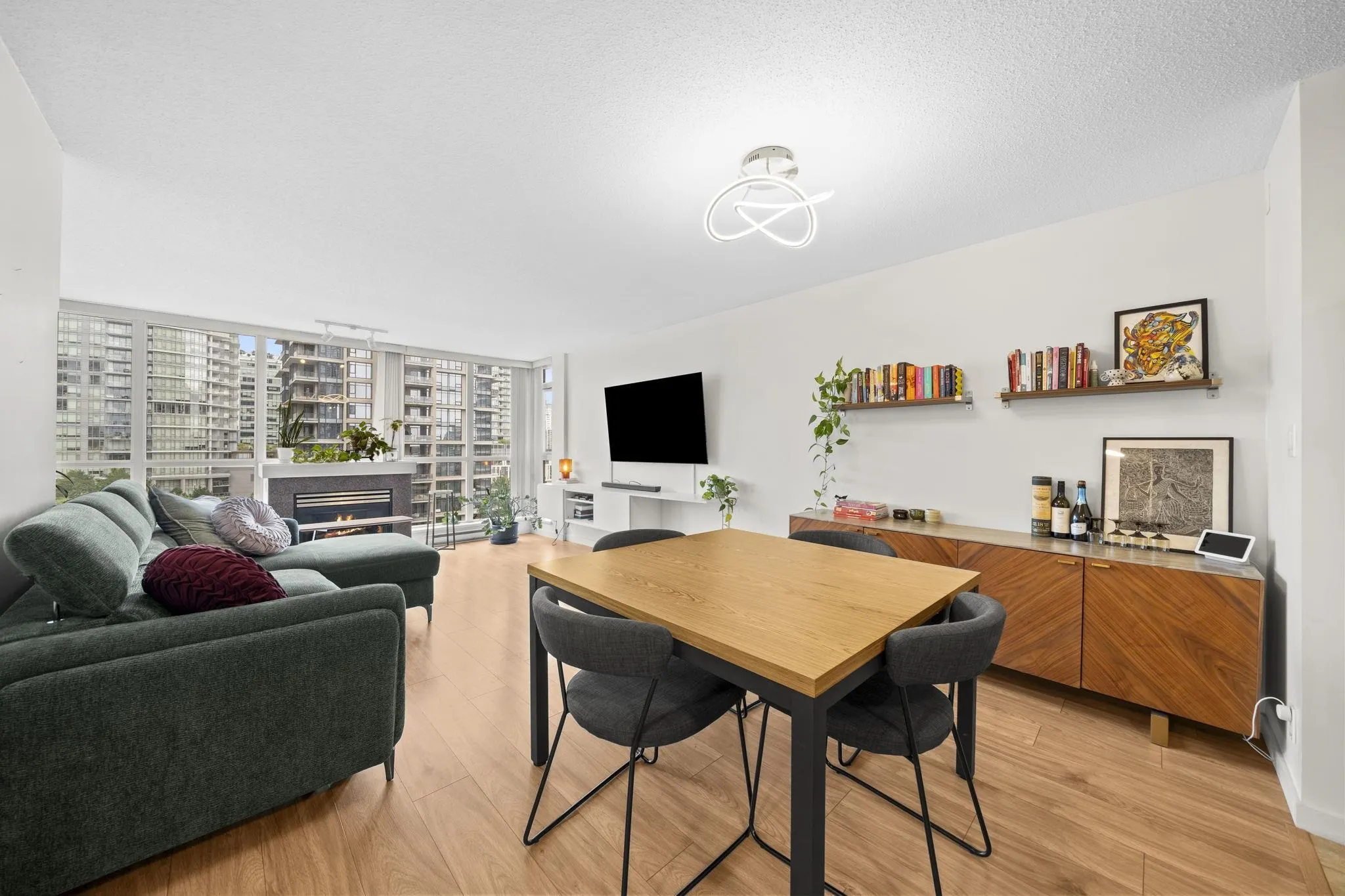 2088 Madison Avenue #1007