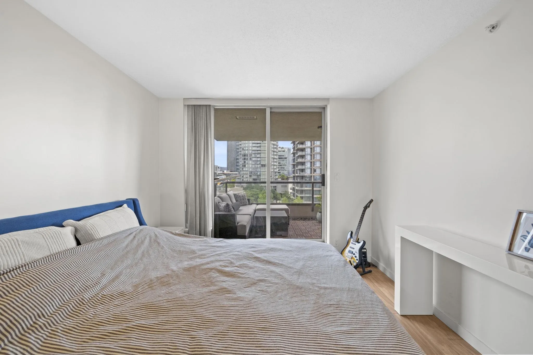 2088 Madison Avenue #1007