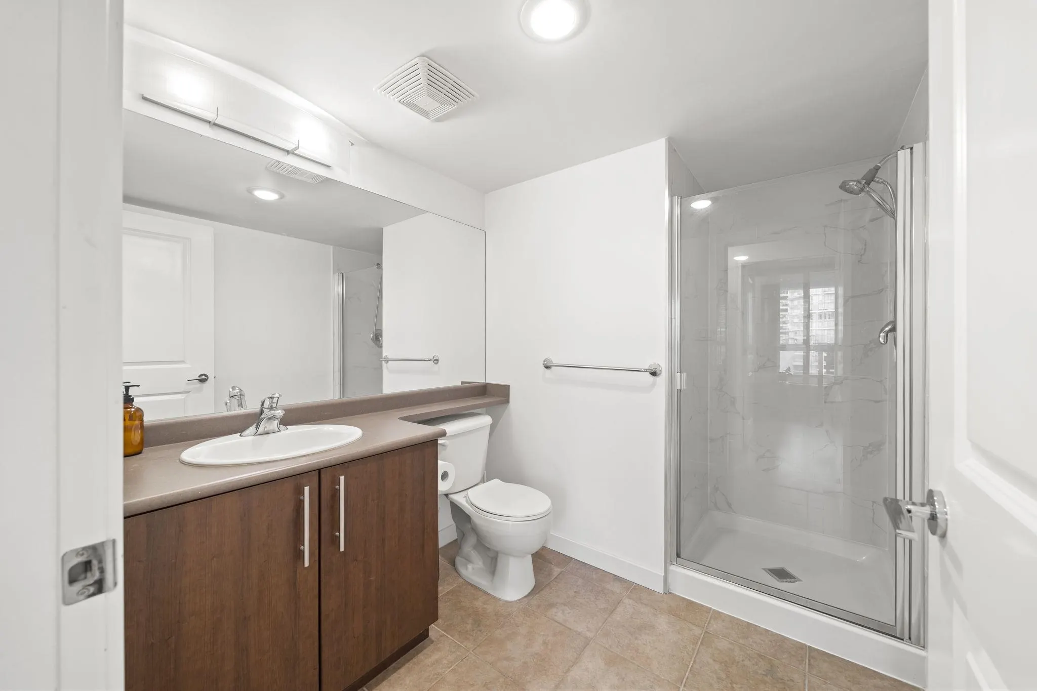 2088 Madison Avenue #1007