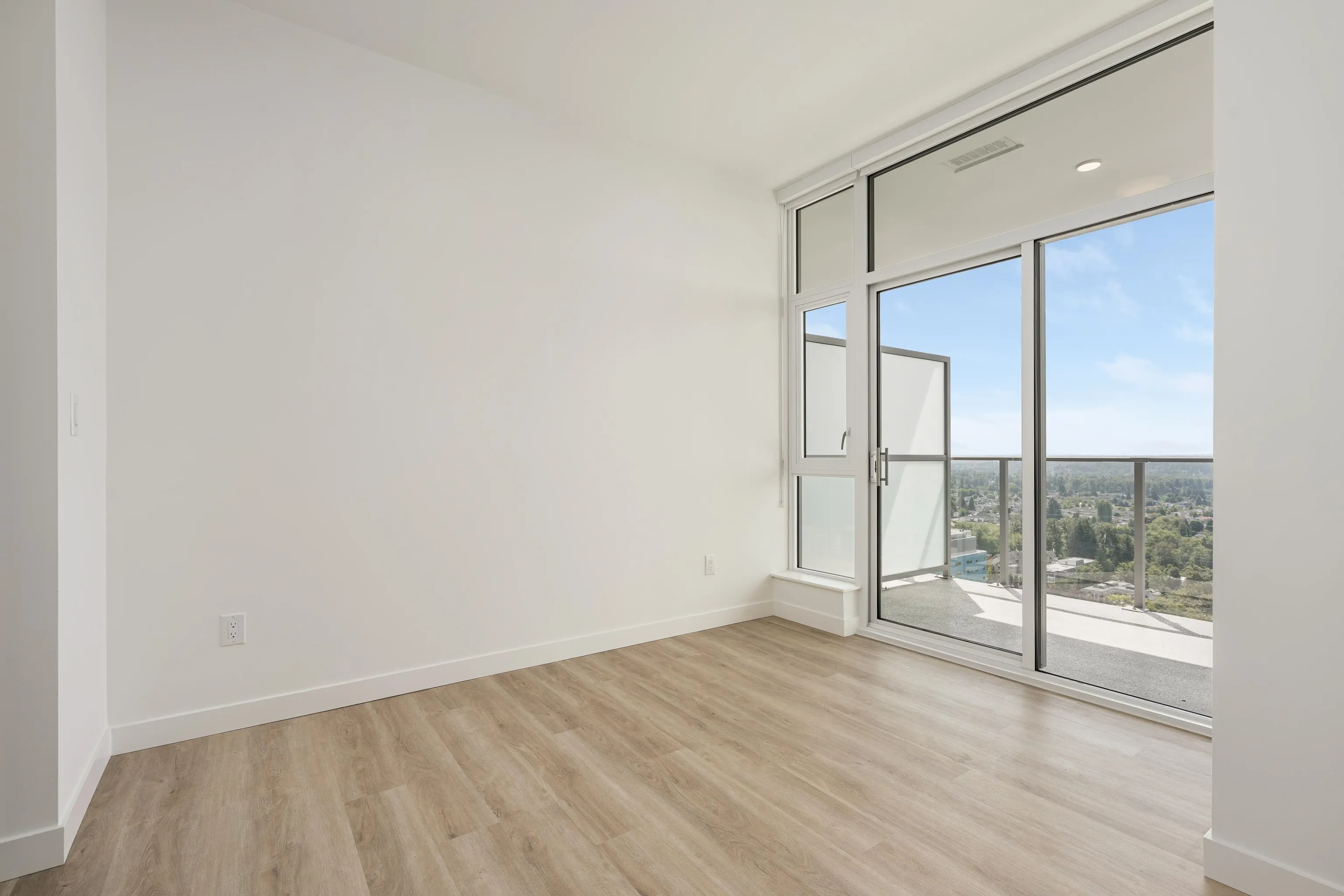 9675 King George Boulevard #2801