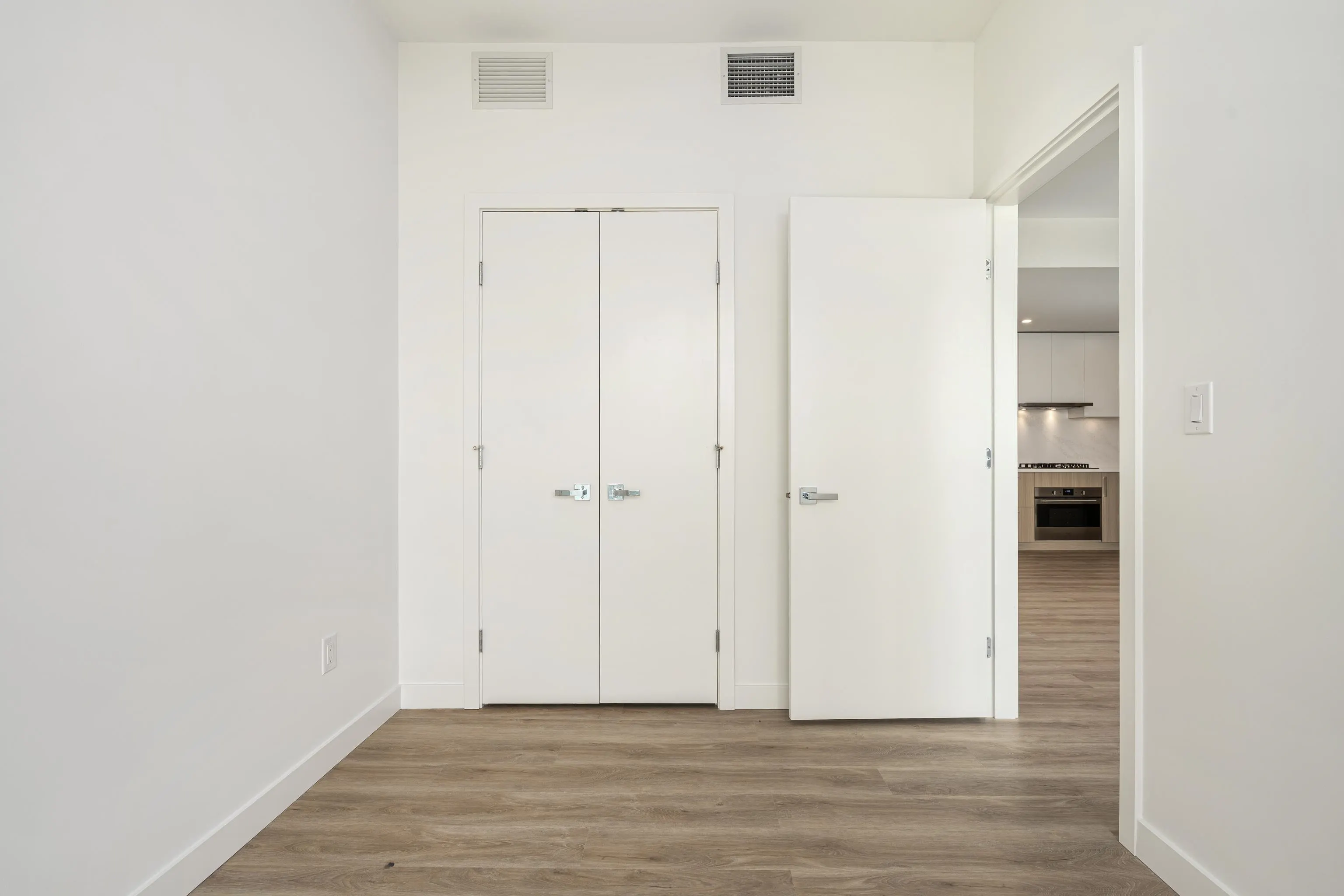 9675 King George Boulevard #2801