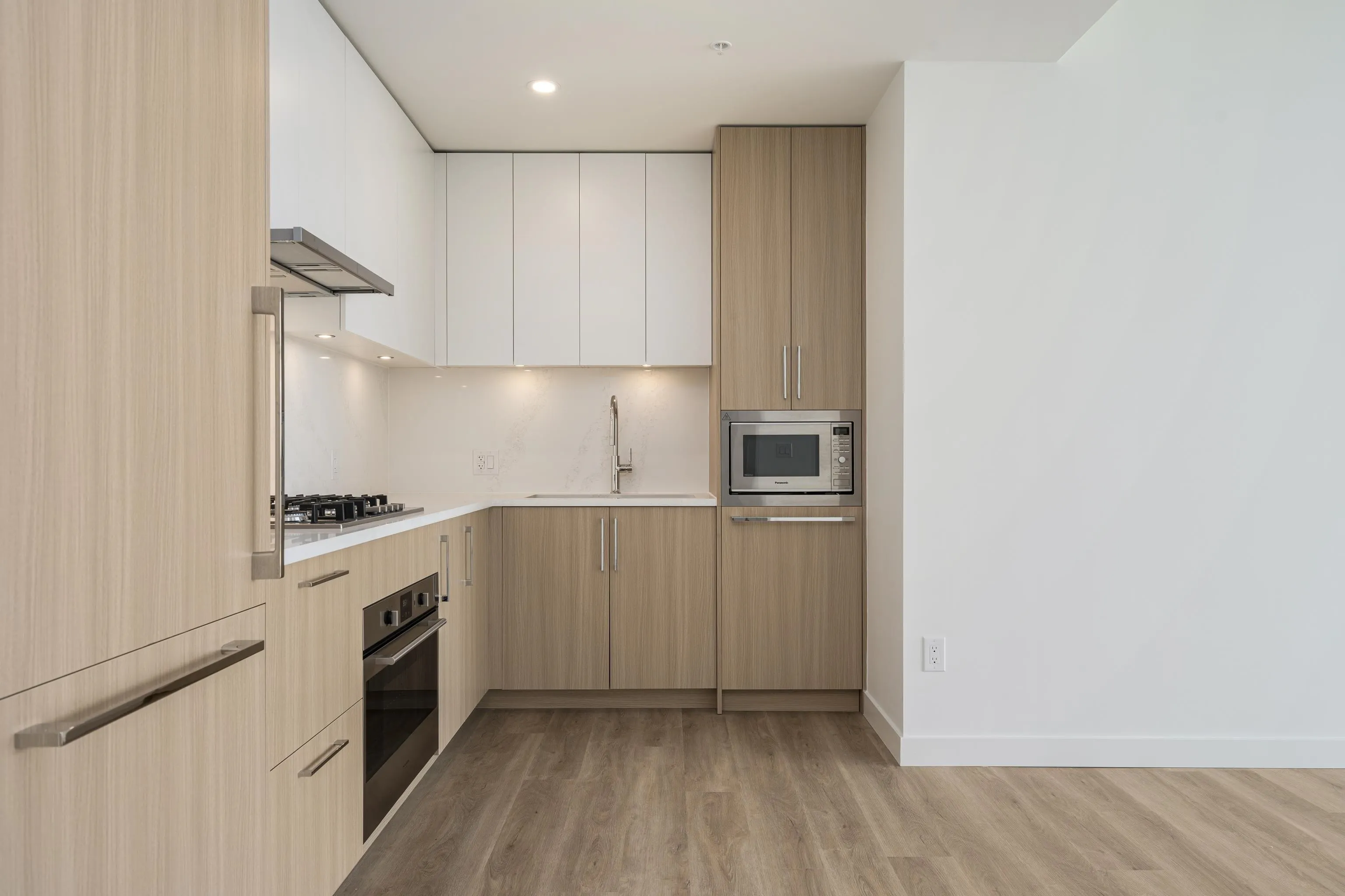 9675 King George Boulevard #2801