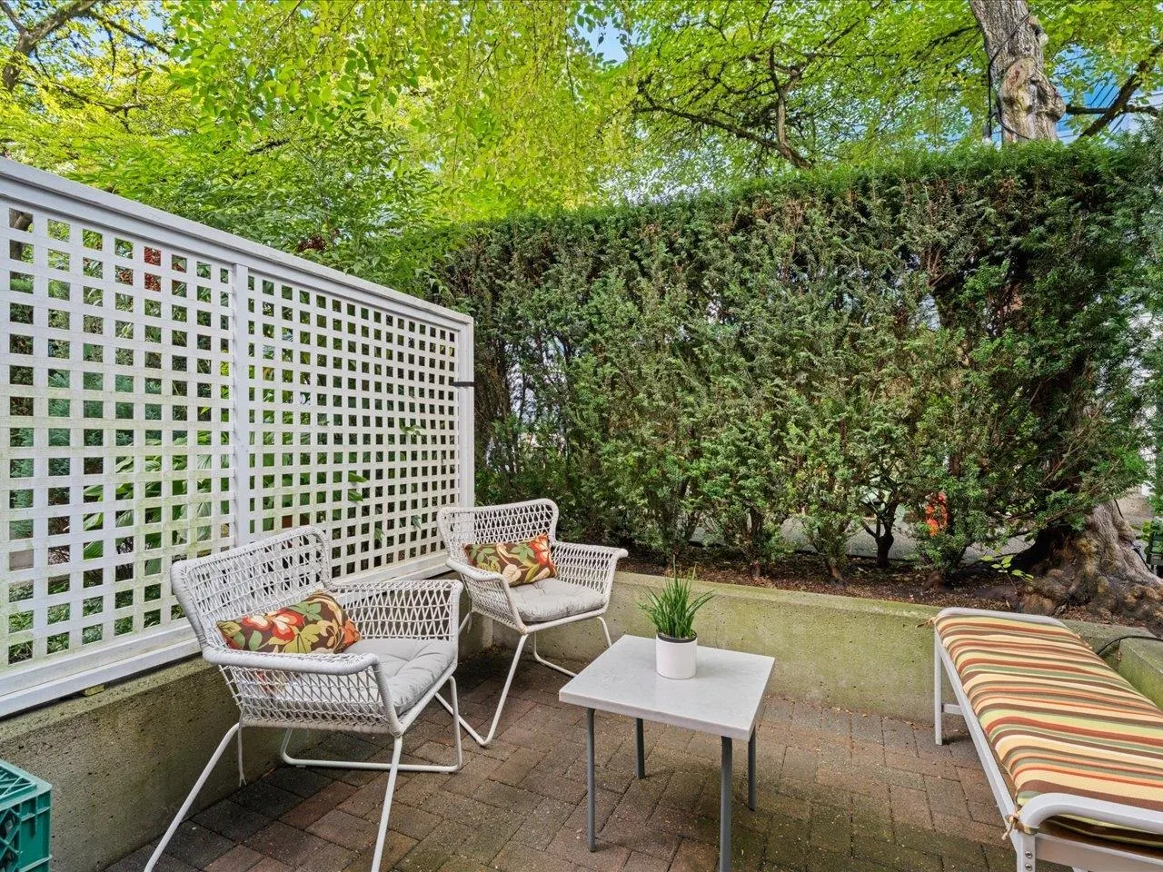 685 W 7th Avenue #101