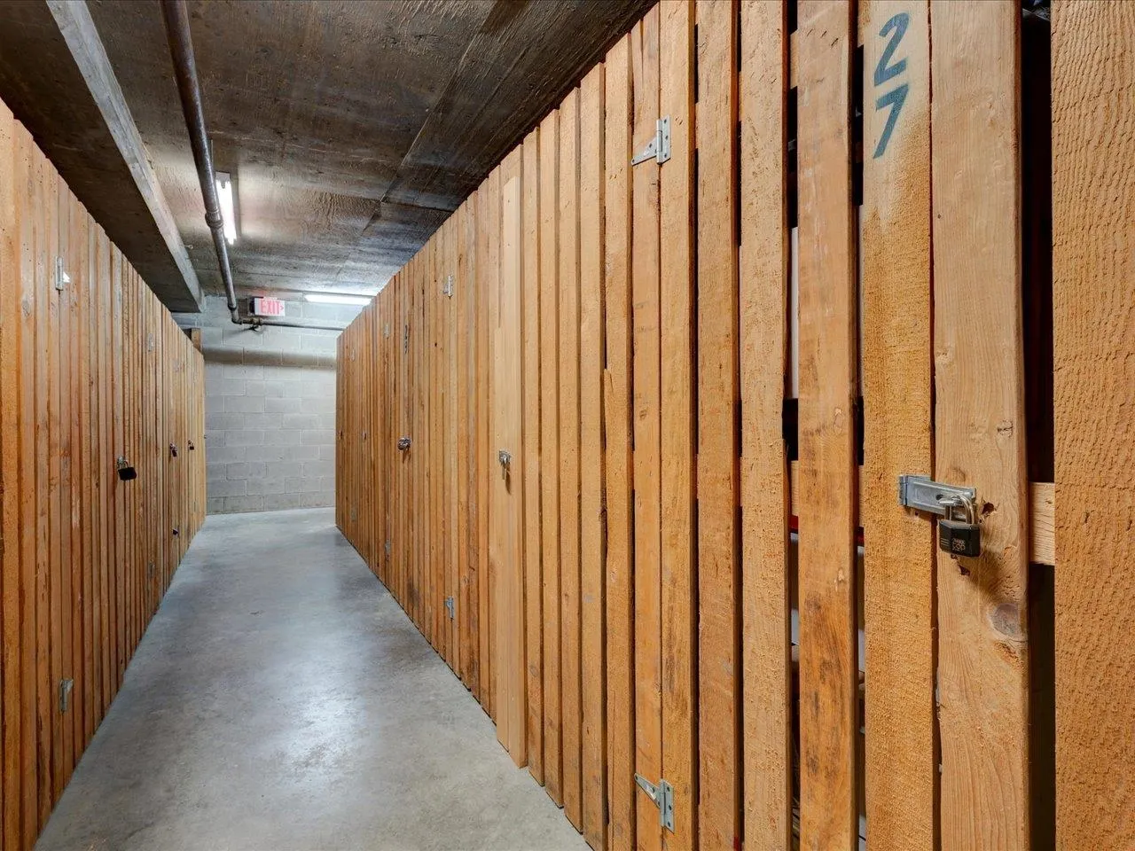 685 W 7th Avenue #101