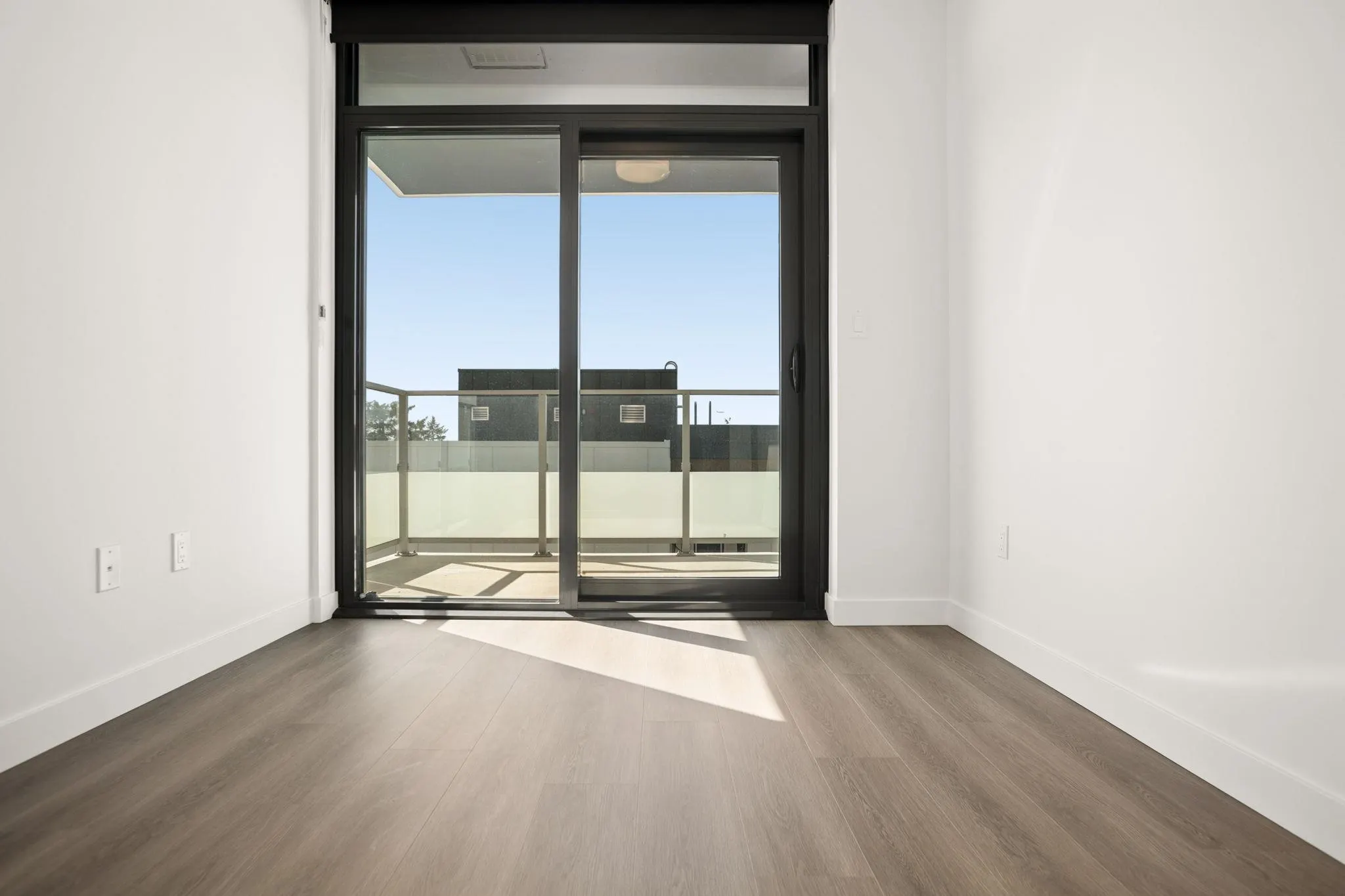 6608 Sussex Avenue #501