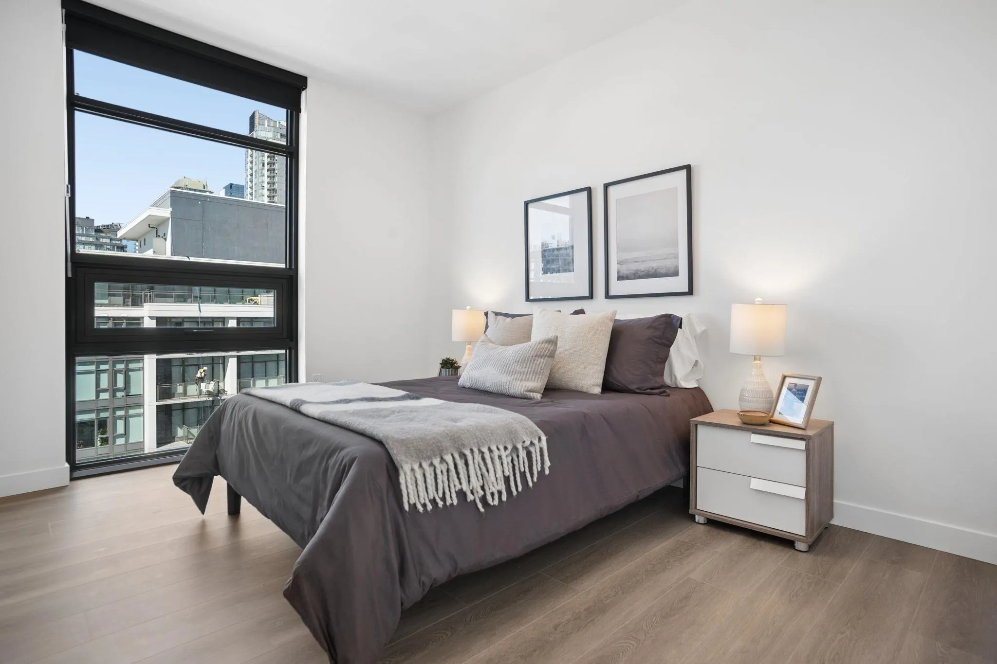 6608 Sussex Avenue #1102