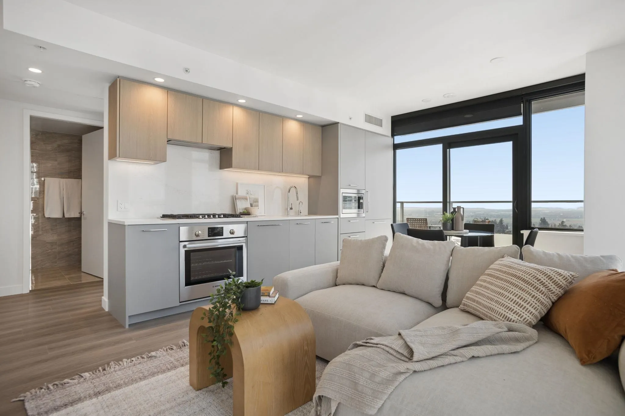 6608 Sussex Avenue #1102