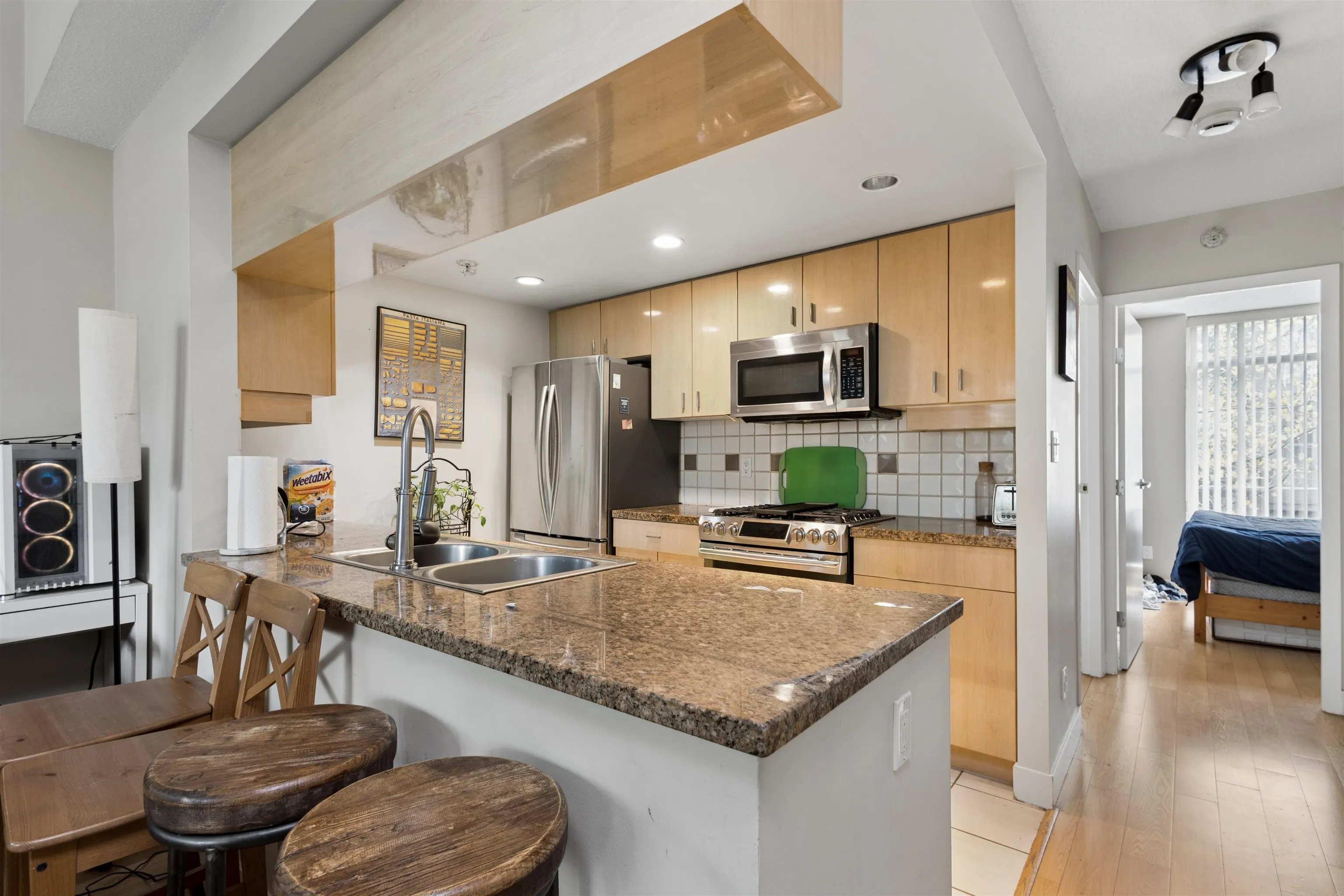 1033 Marinaside Crescent #2P
