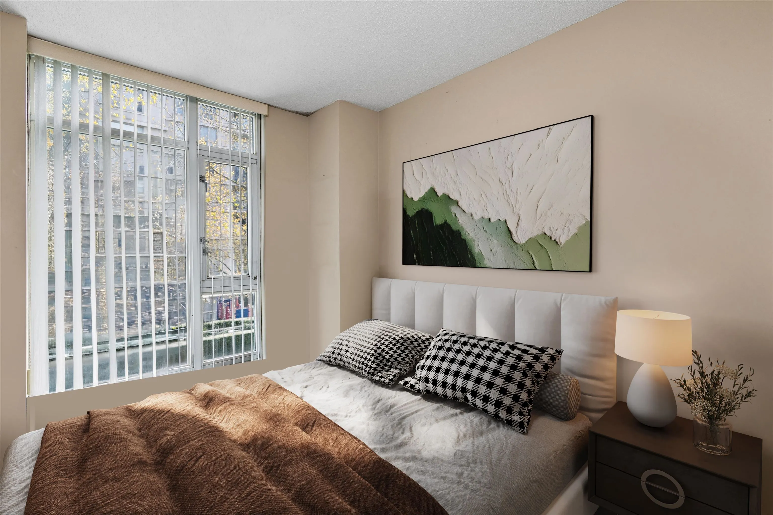 1033 Marinaside Crescent #2P
