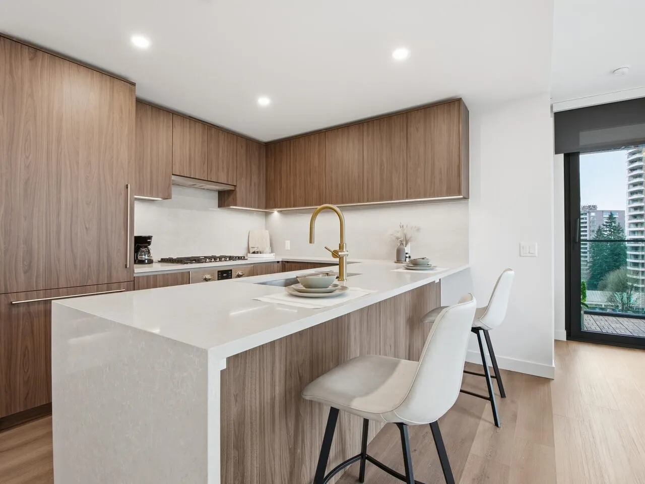 5987 Wilson Avenue #607