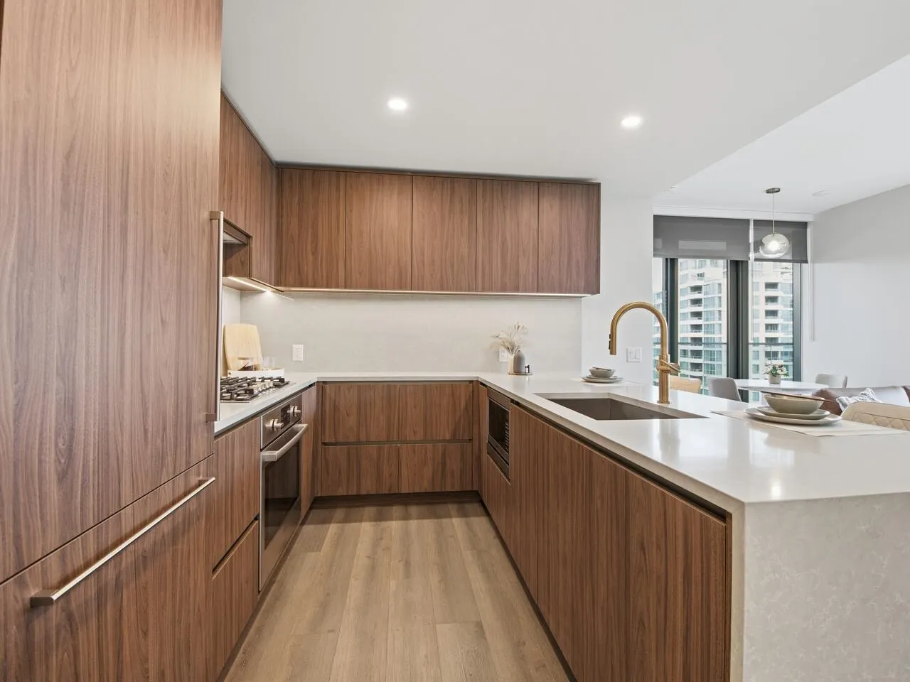 5987 Wilson Avenue #607