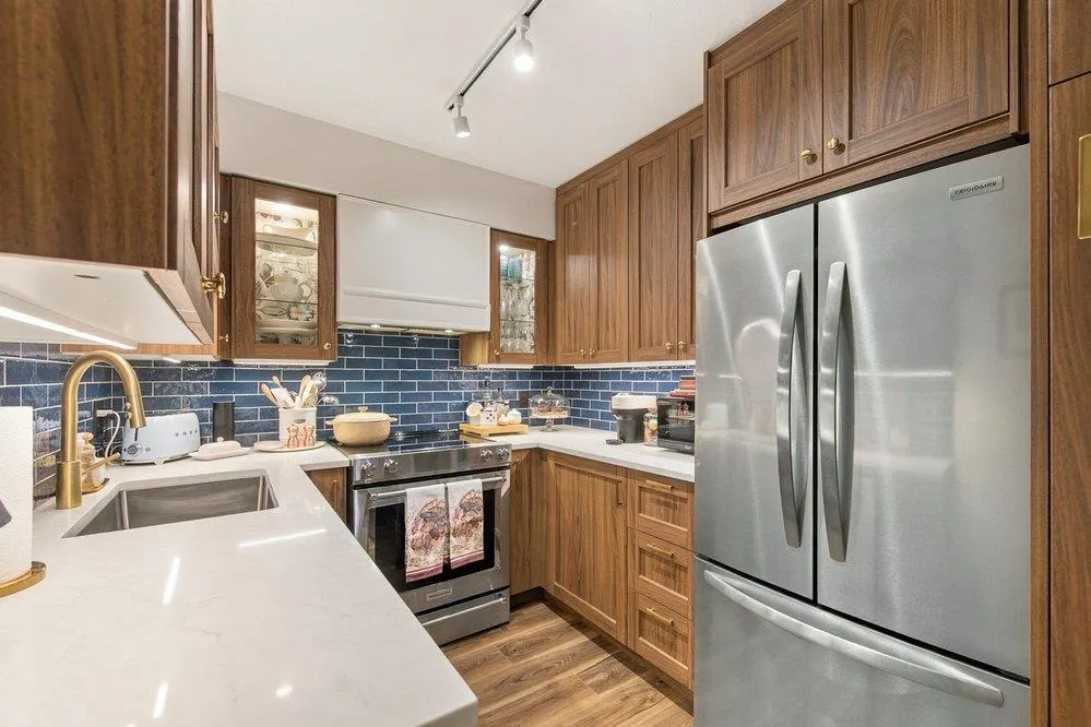488 Helmcken Street #408