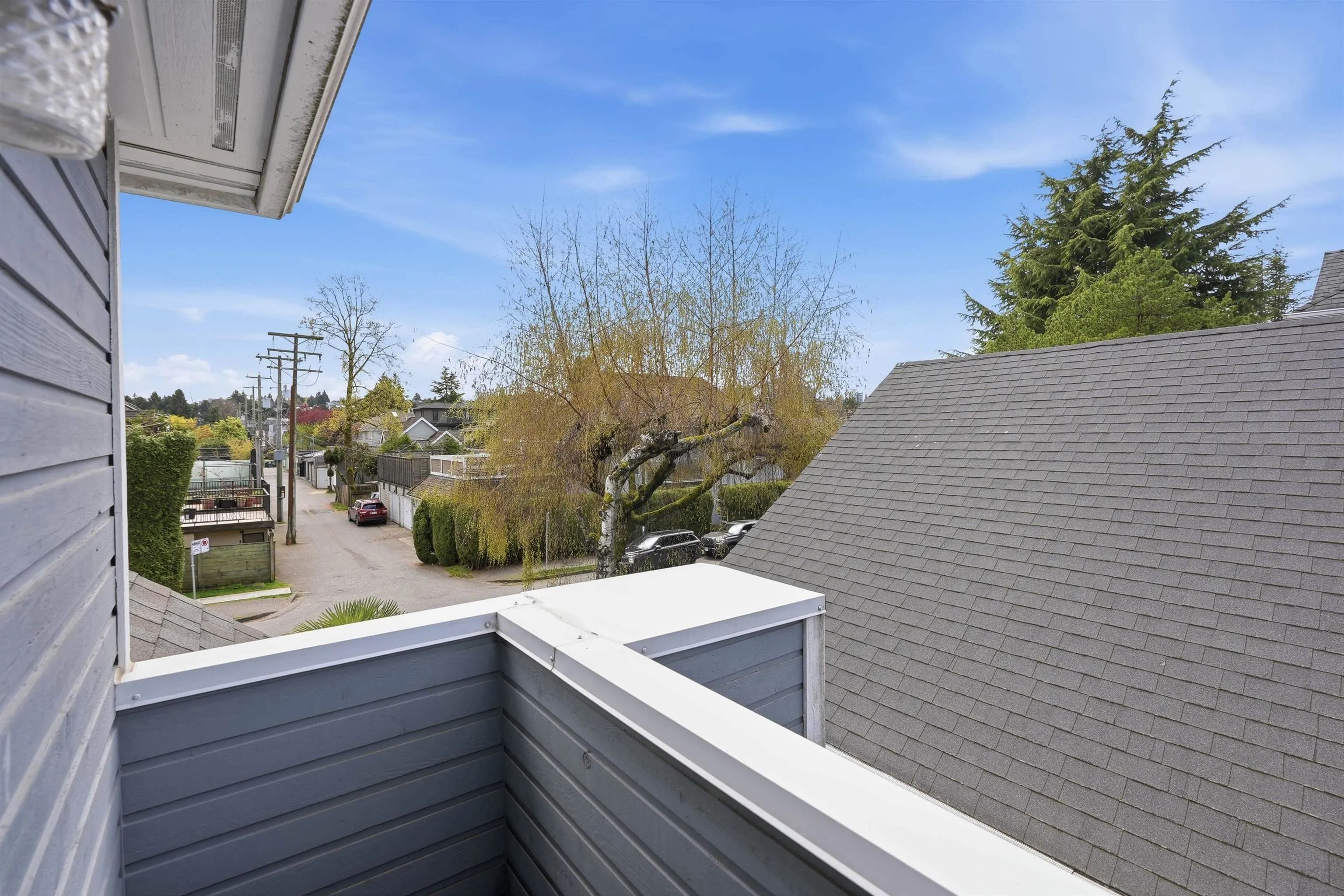 2015 Creelman Avenue