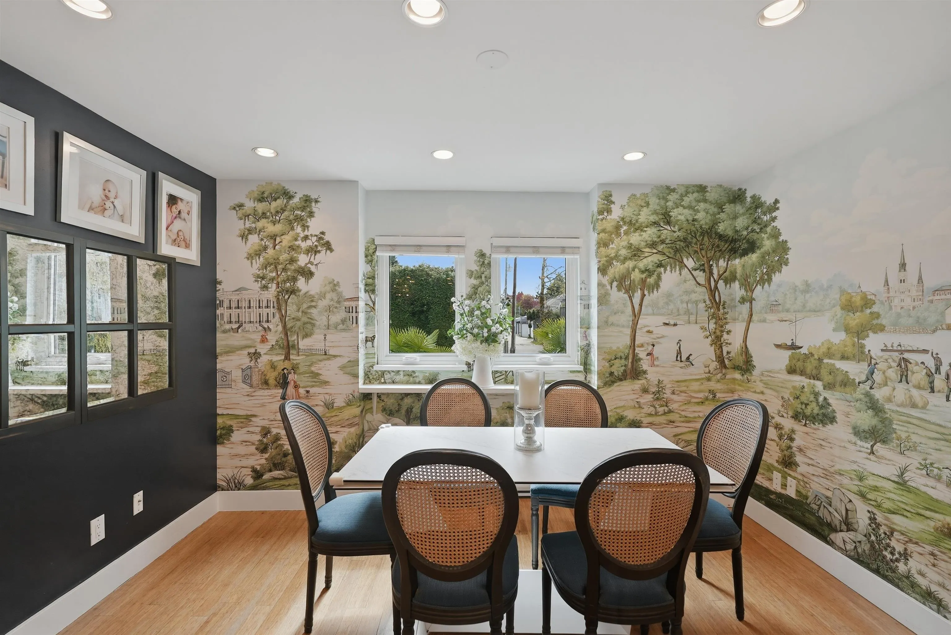 2015 Creelman Avenue