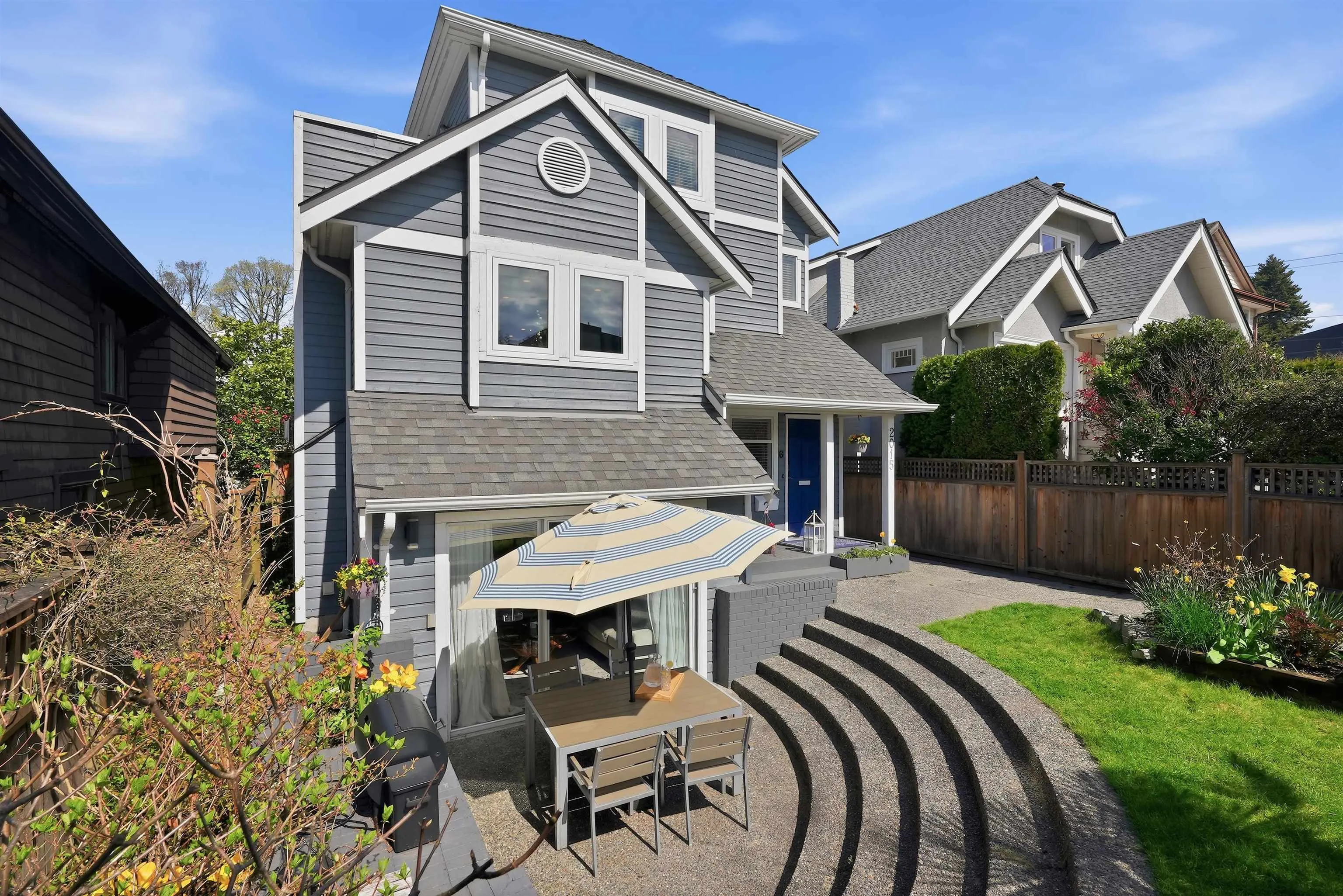 2015 Creelman Avenue