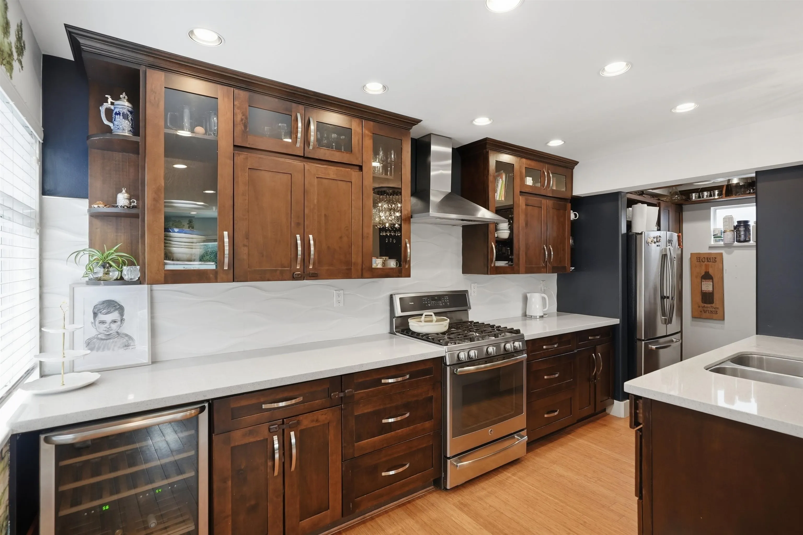 2015 Creelman Avenue